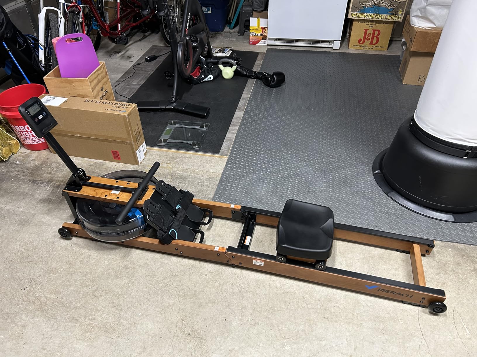 MERACH Water Rowing Machine for Home, Foldable Row Machine with 400LBS Weight Capacity, Dedicated Monitor and Comfortable Seat, Free MERACH App for Immersive Water Rower customer photo 2