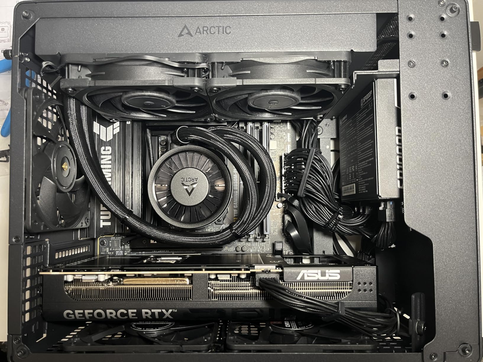 ARCTIC Liquid Freezer III Pro 240 - 240 mm AIO CPU Cooler, Water Cooling, 38 mm Radiator, PWM Pump, VRM Fan, AMD AM5/AM4, Intel LGA1851/1700 Contact Frame - Black customer photo 2