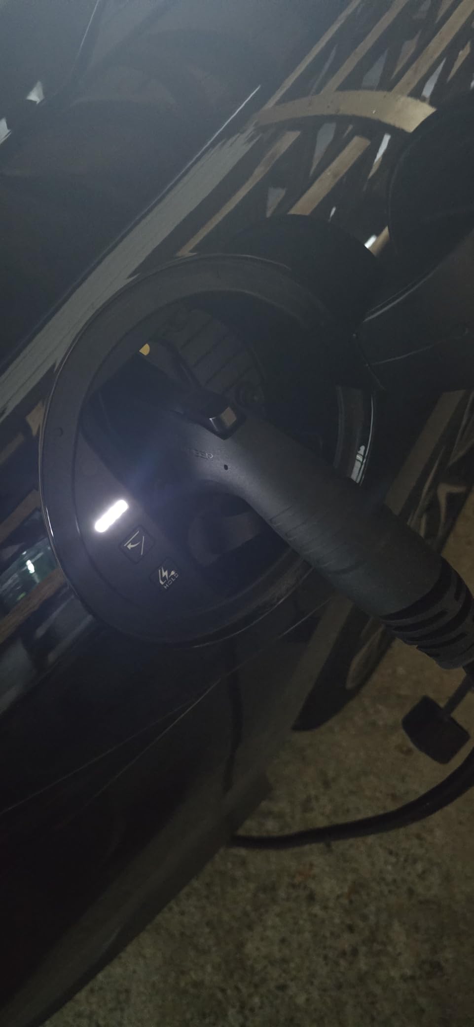 MACH 3 Fast 40 Amp Level 1&2 Portable EV Charger, 120-240V NEMA 14-50 w/ 5-15 Adapter. SAE J1772 & Tesla NACS, 25ft Cable customer photo 2