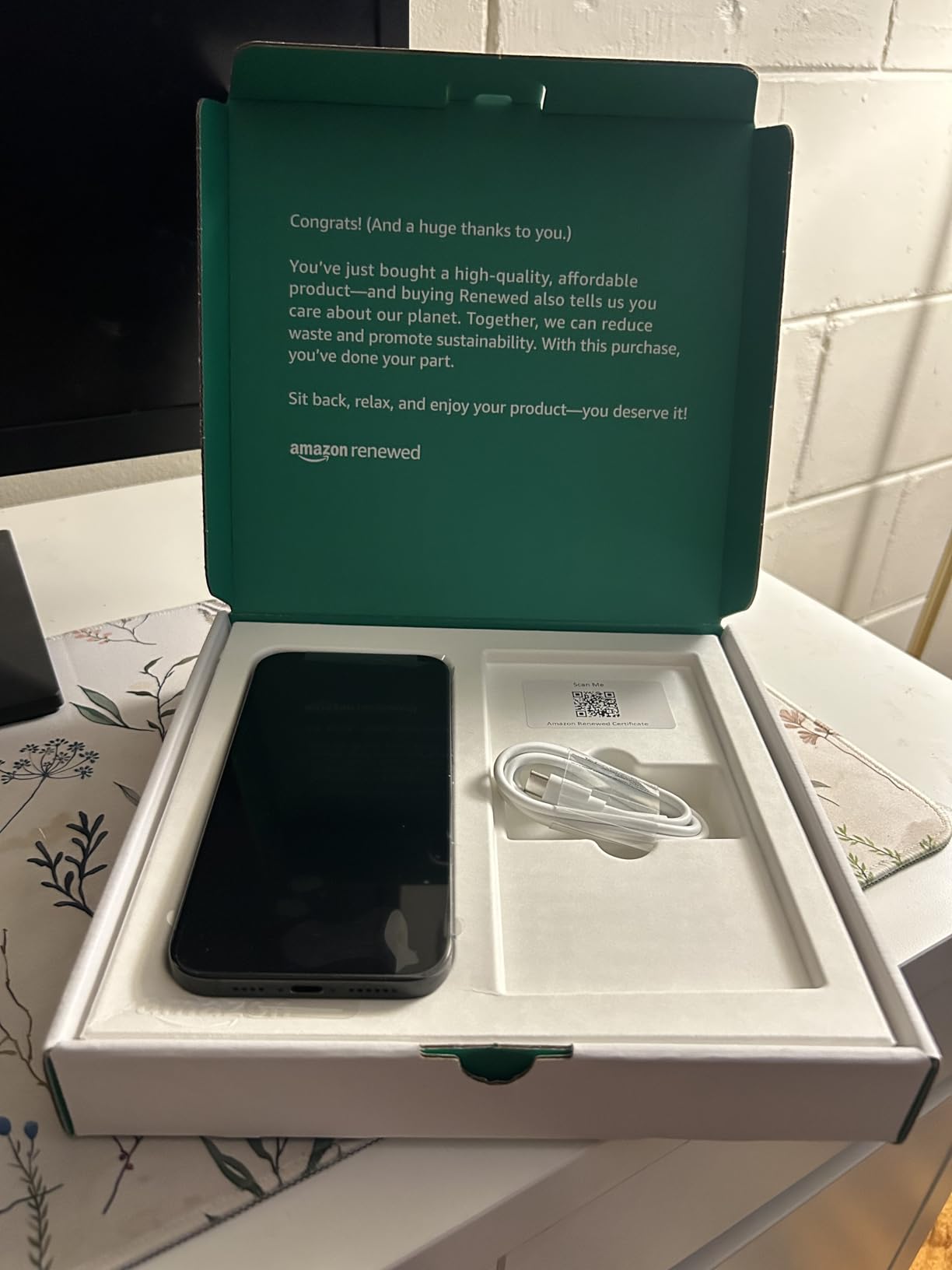 Apple iPhone 16 Pro Max, US Version, 256GB, Black Titanium - Unlocked (Renewed Premium) customer photo 1