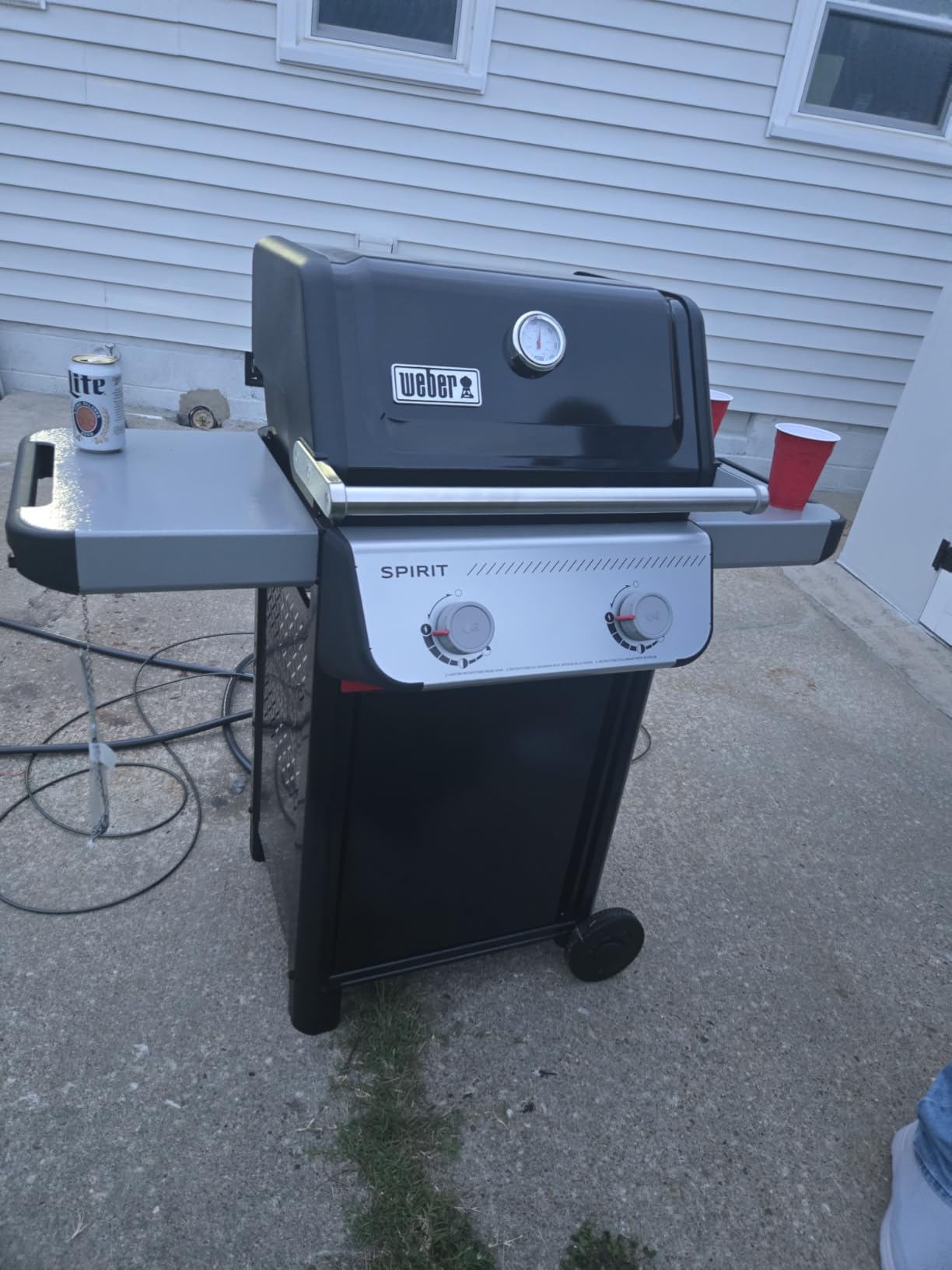Weber Spirit E-210 Liquid Propane Gas Grill, 2 Burners, Black customer photo 2