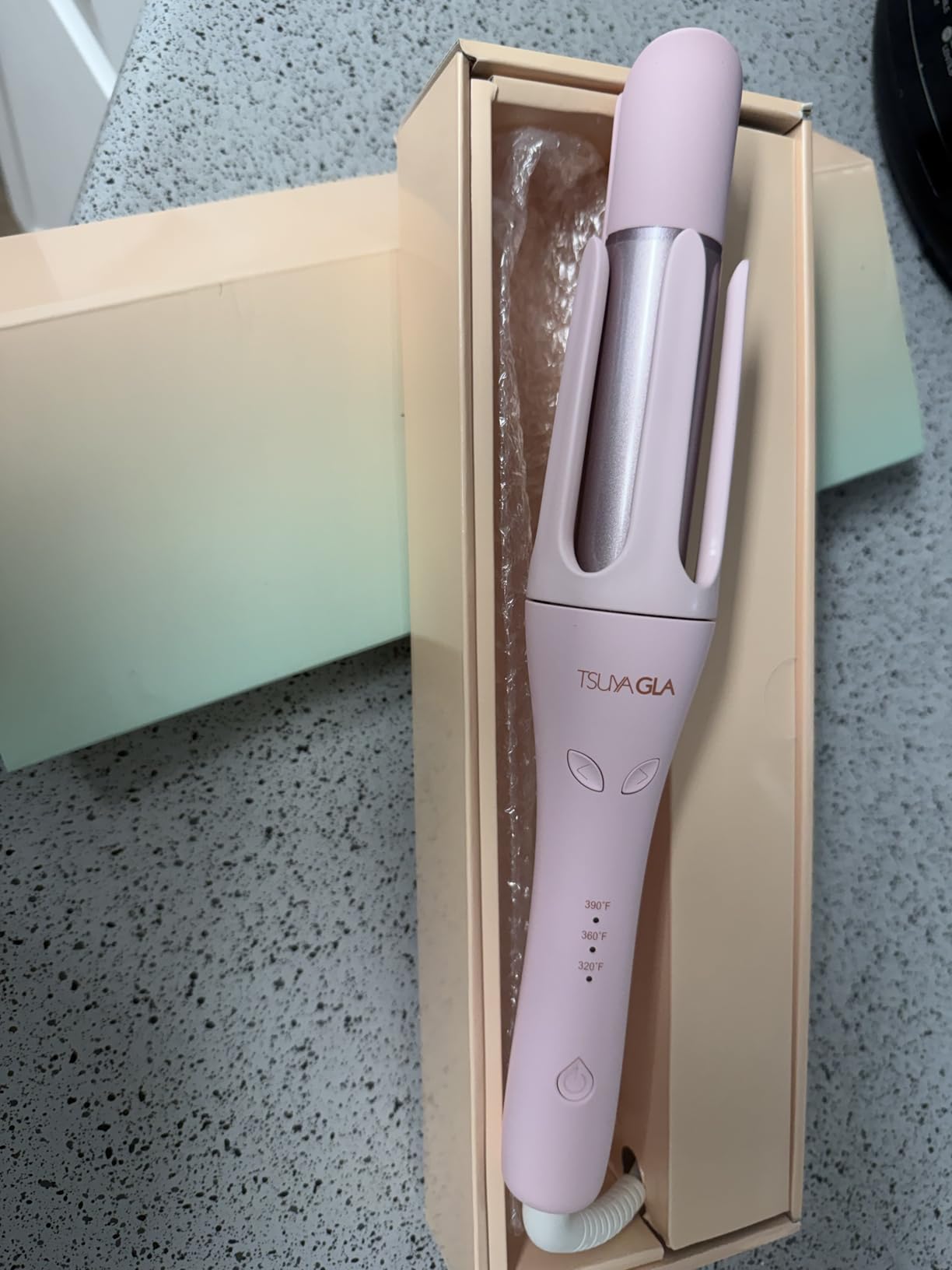 TSUYAGLA Automatic Curling Iron,1 1/4 inch Hair Curler with 3 Temperatures, 10S Fast Heating, 2-Way Rotation, 30 Min Auto Shut-Off, 500 Million Ionic, Anti-Scald-Tangle for Long Hair customer photo 2