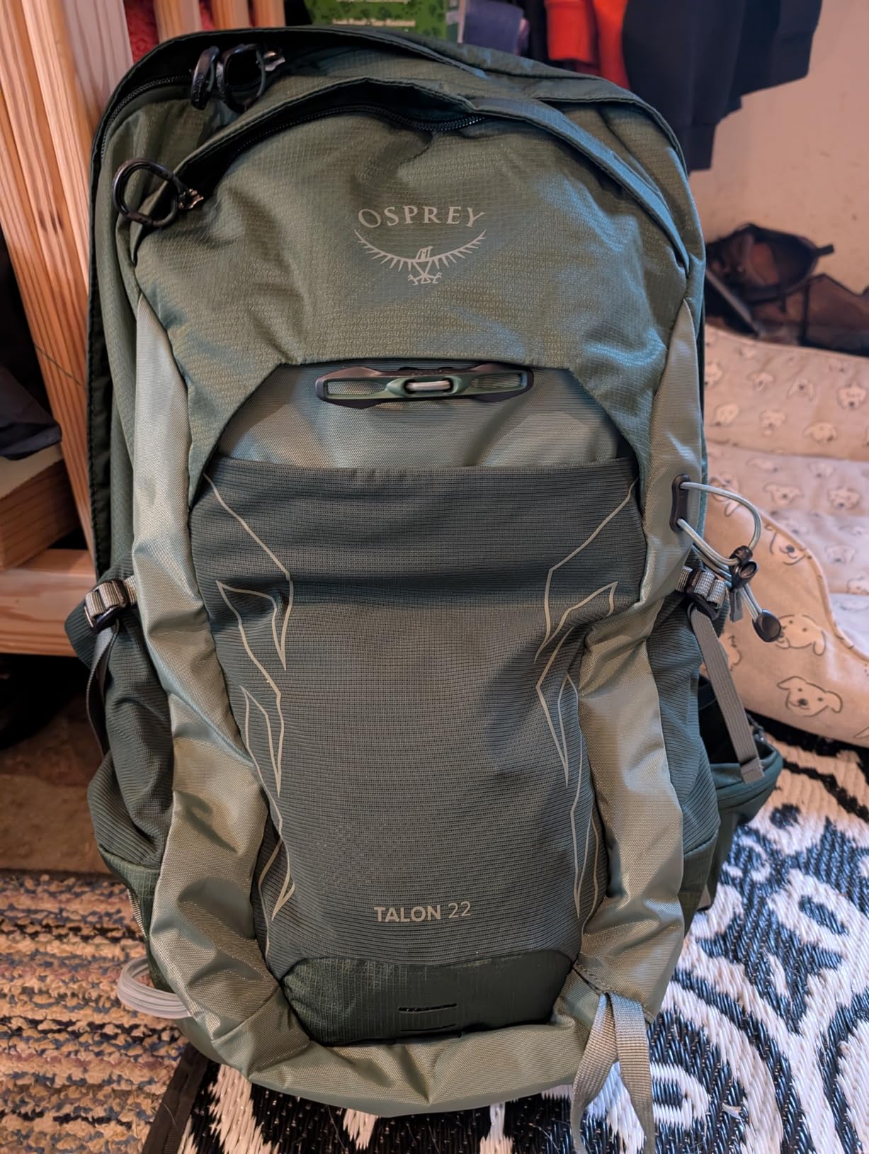 Osprey Talon 33L Men's Lightweight Hiking Backpack - Daypack for Travel & Camping, Black/Coal Grey customer photo 1