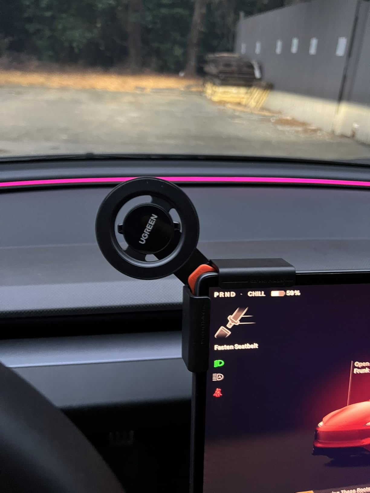 UGREEN Phone Holder for Tesla Model 3 and Y Accessories MagSafe Car Mount Magnetic Phone Mount customer photo 1