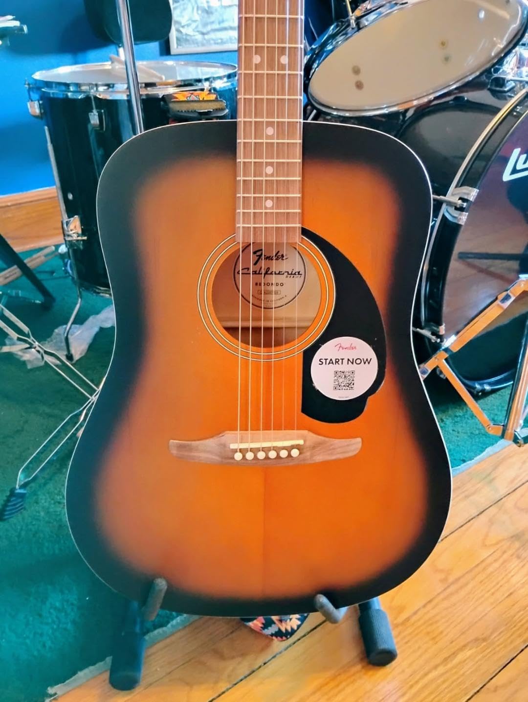 Fender California Debut Redondo Acoustic Guitar - Black customer photo 2