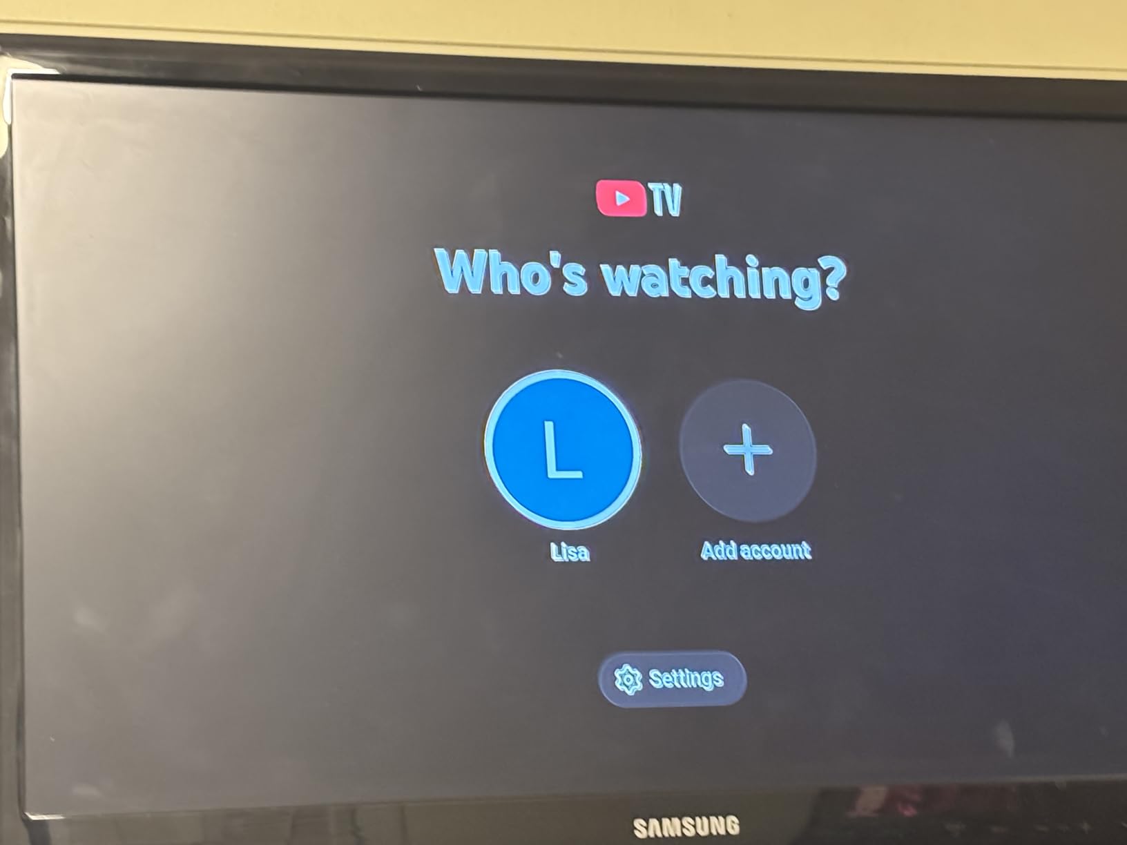 SAMSUNG 40-Inch Class Full HD F6000 Smart TV (2025 Model) HDR, Object Tracking Sound Lite, Knox Security, One UI Tizen, Smart TV customer photo 2