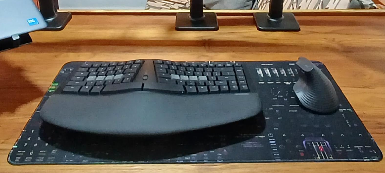 KINESIS mWave Ergonomic Keyboard for PC (Black) | Mechanical Switches | Bluetooth & USB | Programmable | Backlit | Windows Modifiers & Hotkeys customer photo 1