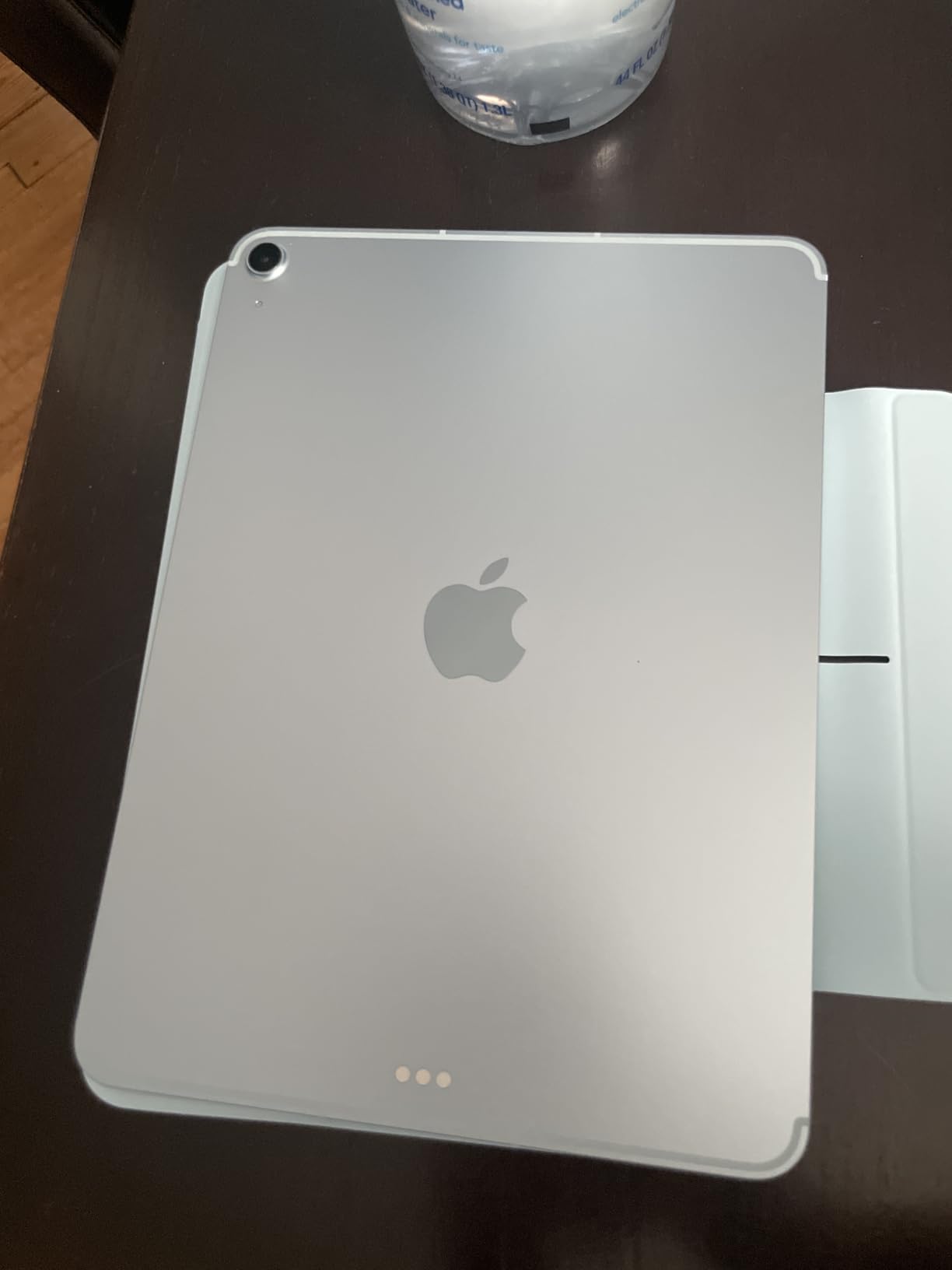 Apple iPad Air 11-inch with M3 chip Built for Apple Intelligence, Liquid Retina Display, 256GB, 12MP Front/Back Camera, Wi-Fi 6E + 5G Cellular, Touch ID, All-Day Battery Life - Space Gray customer photo 2