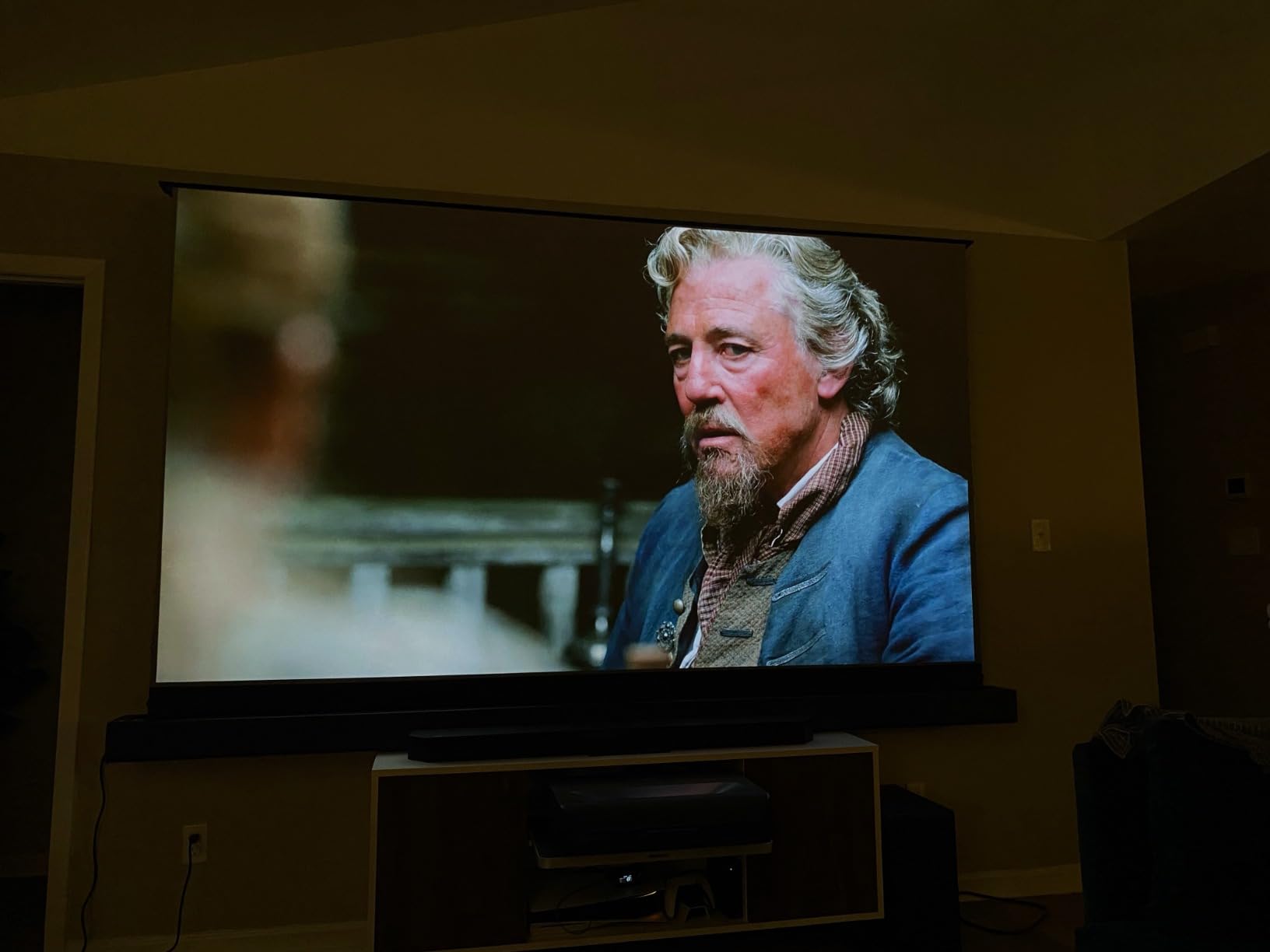NexiGo Aurora Pro MKII, 4K Tri-Color Laser UST Projector, 30000:1 Contrast, Dolby Vision and Atmos, HDR10+, Low Latency customer photo 1