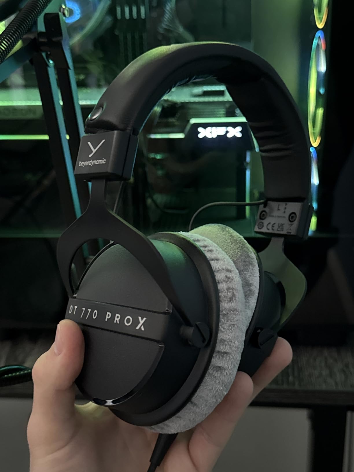 beyerdynamic DT 770 Pro X Wired Over-Ear Headphones, 48 Ohm, Closed-Back Professional Recording Studio Monitor for Recording, Monitoring, Sound Isolation customer photo 1