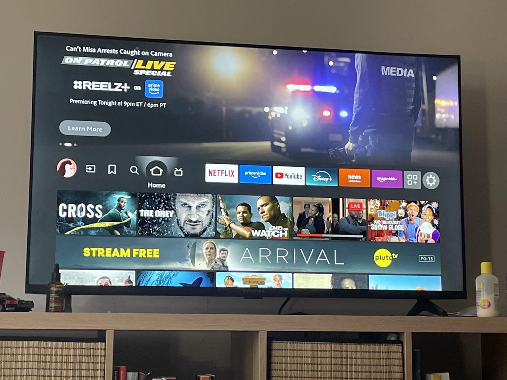 INSIGNIA 65-inch Class F50 Series LED 4K UHD Smart Fire TV with Alexa Voice Remote (NS-65F501NA26) customer photo 2