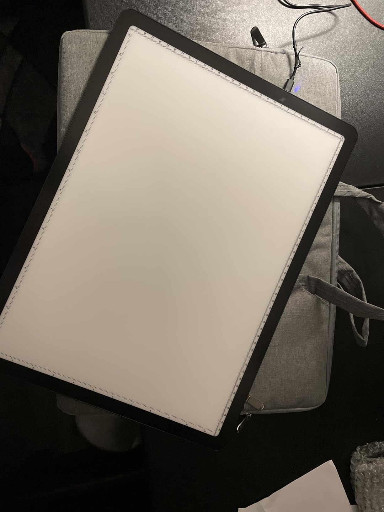 TOHETO A4 Light Board for Diamond Painting, Super Bright Magnetic Light Pad with Side Buttons, Lightbox for Tracing and Drawing, Corded Light Table for Sketching, Animation, Weeding Vinyl (Black) customer photo 1