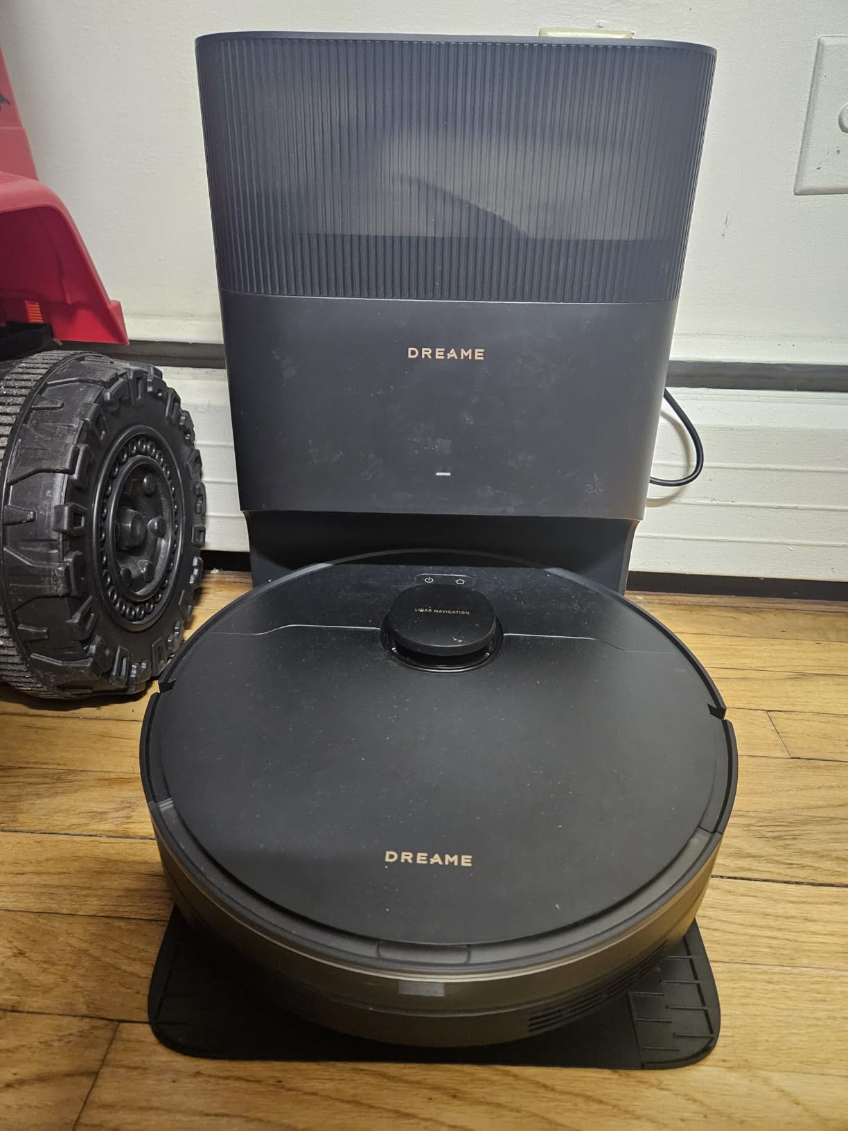 Dreame D20 Plus Robot Vacuum and Mop, 13,000Pa Suction, Self-Emptying with 5L Dust Bag, DuoBrush for Pet Hair, LDS Mapping, App & Voice Control, Ideal for Hard Floors & Carpets (Black) customer photo 2