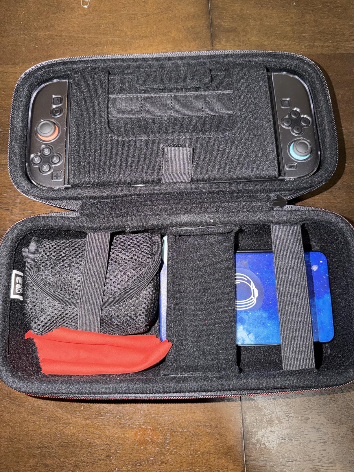 R.D.S. Industries Game Traveler Deluxe Licensed System Case for Nintendo Switch customer photo 2