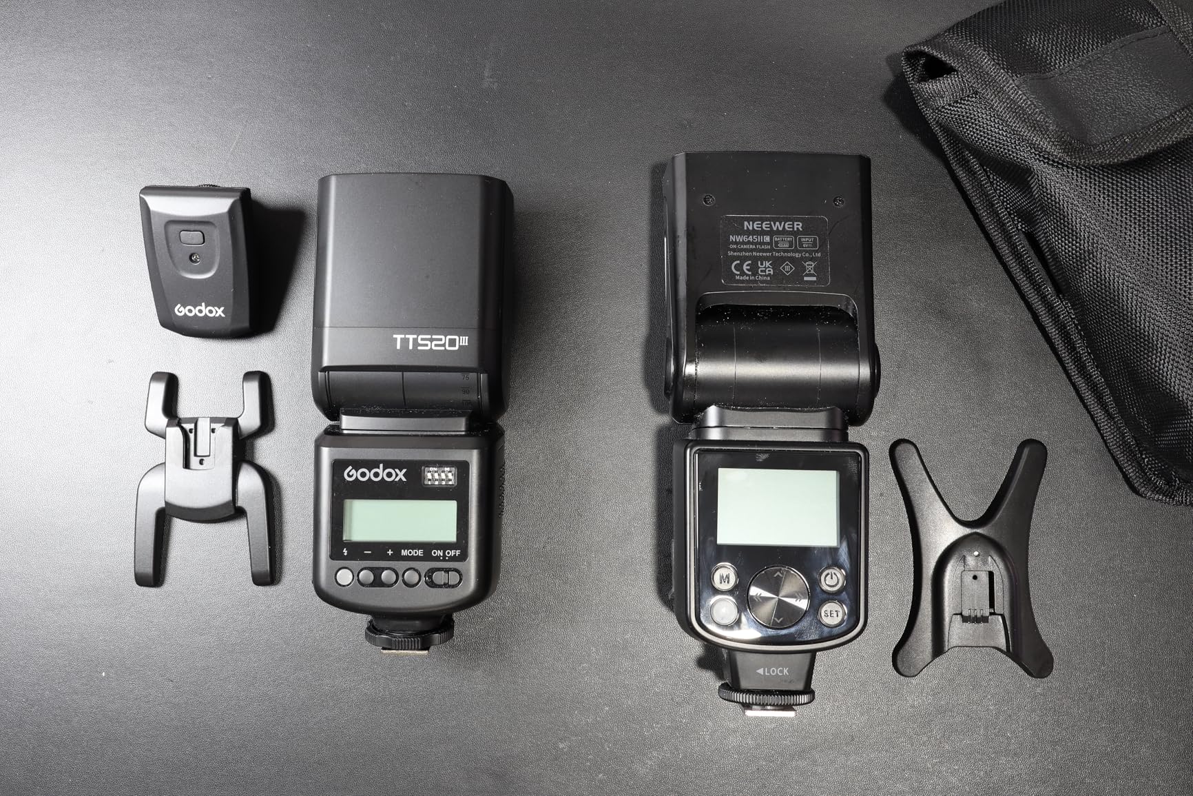 Godox TT520III Camera Flash with 433MHz Wireless Triggering - 33 GN, 16 Channels, Adjustable Flash Head, Multiple Modes & Accessories - Compatible with Canon, Nikon, Sony, Fujifilm, Olympus and More customer photo 2