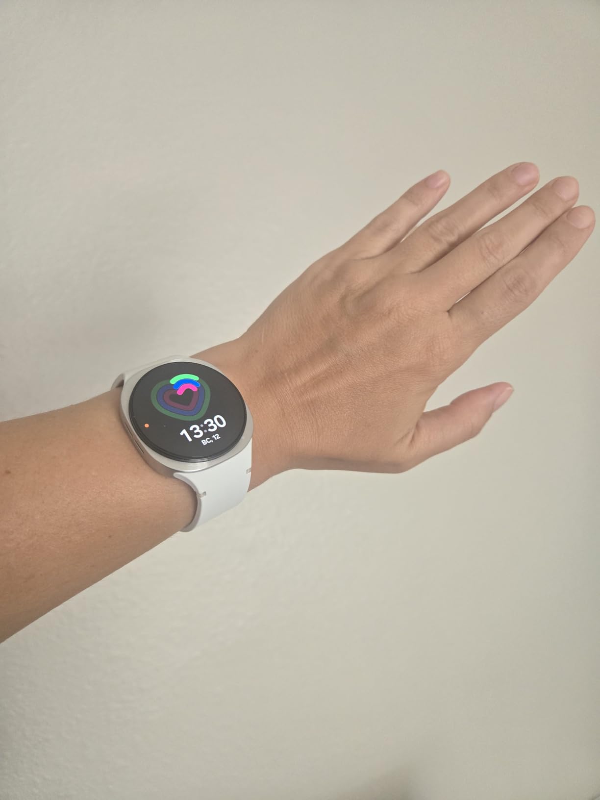 Galaxy Watch 8 (2025) 40mm Bluetooth Smartwatch, Cushion Design, Fitness Tracker, Sleep Coaching, Running Coach, Energy Score, Heart Rate Tracking, Silver [US Version, 2 Yr Warranty] customer photo 1