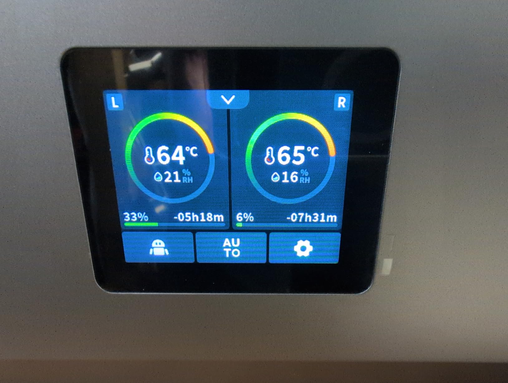 Creality Filament Dryer Box 4 Spools, Space Pi X4 Filament Storage Box, 200W PTC Heats Up to 85 C, Dual Heating Chambers, Fast Drying & Moisture-Free Storage, for PLA, PETG, TPU, ABS customer photo 2