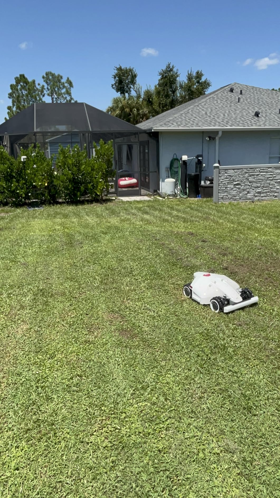 Mammotion LUBA mini AWD 1500 Robot Lawn Mower with 4G for 0.37 Acre, All-Wheel-Drive for 80% Slope, No Perimeter Wire, UltraSense AI Vision+RTK Auto-Mapping, Cutting Height 0.8