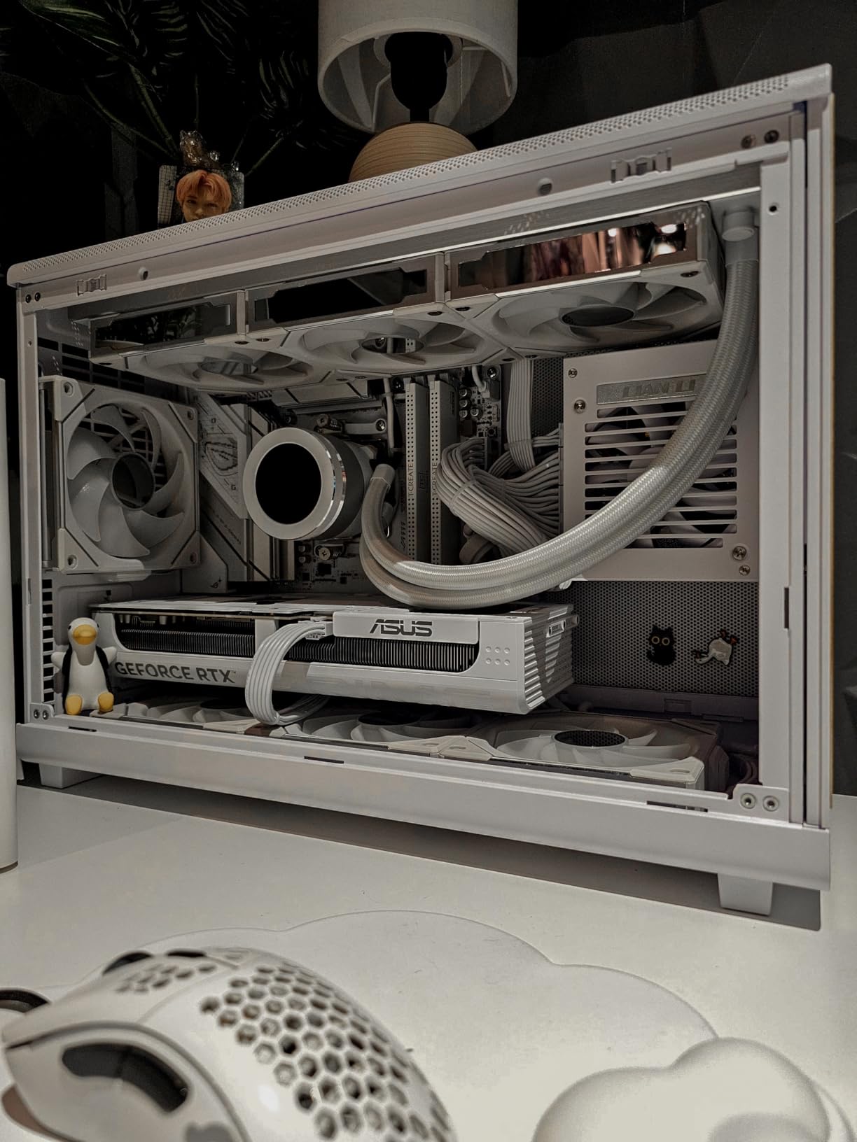 ASUS The SFF-Ready Prime GeForce RTX 5070 White OC Edition Graphics Card, NVIDIA (PCIe 5.0, 12GB GDDR7, HDMI/DP 2.1, 2.5-Slot, Axial-tech Fans, Dual BIOS) customer photo 1