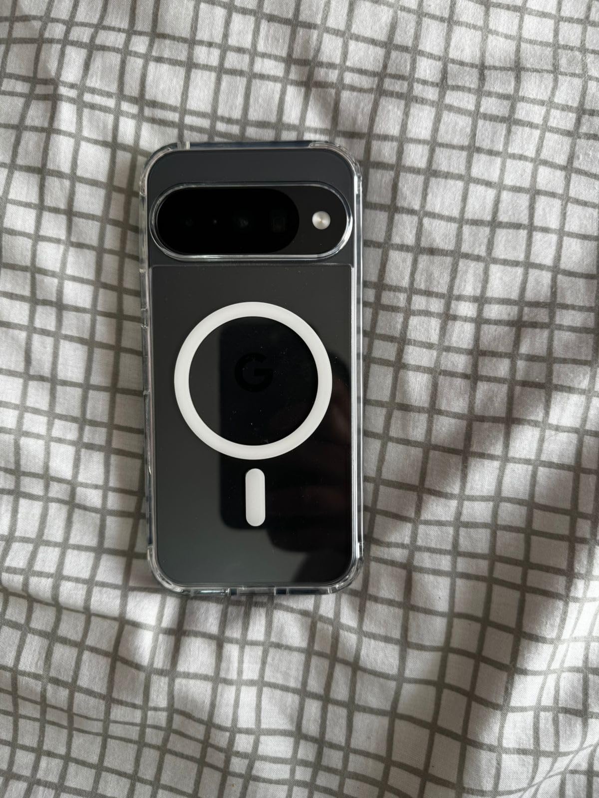 Pixel 10 - Unlocked Android Smartphone with Gemini, Your Google AI Assistant - Advanced Triple Rear Camera, Fast-Charging 24+ Hour Battery, and 6.3