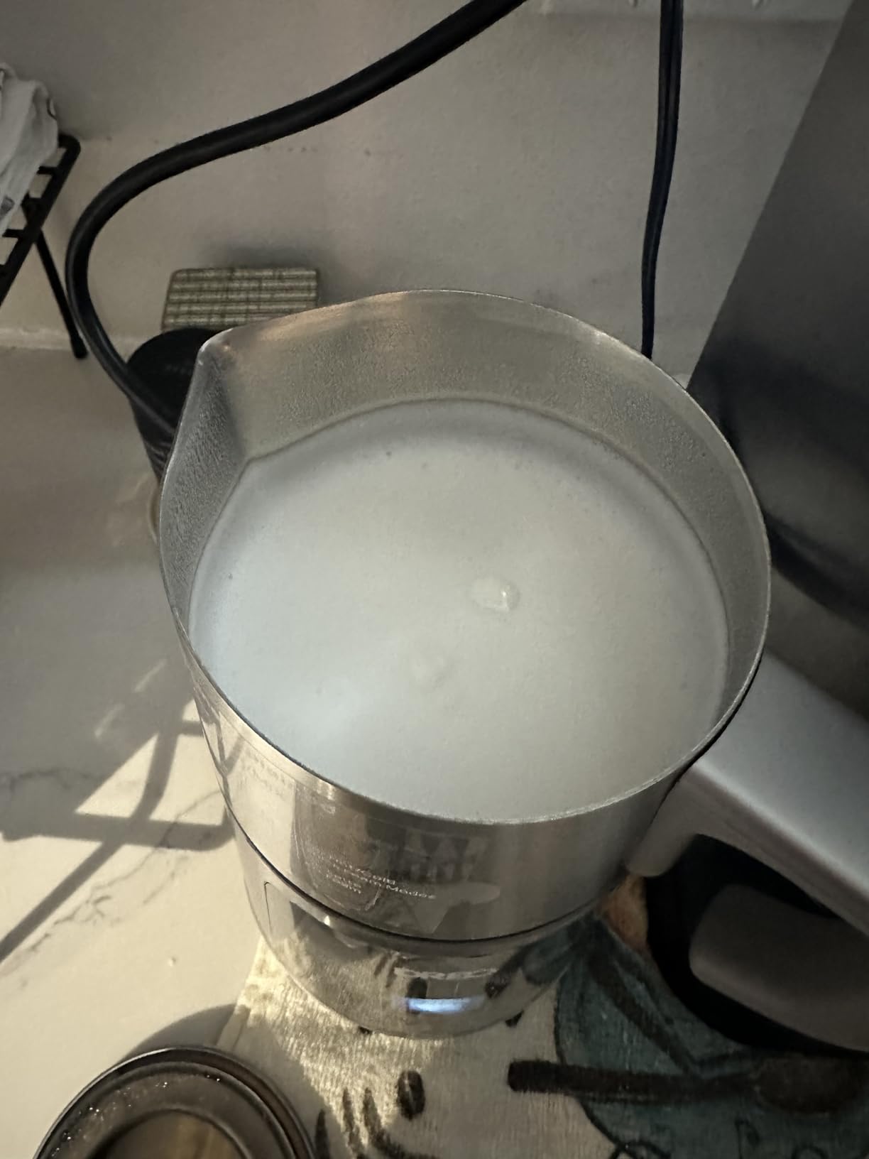 DREO Milk Frother, All-in-1 Electric Foam Maker for Coffee, 15oz/450ml Automatic Foam Frother for Latte Art-level Microfoam, 30+ Drinks, Easy to Clean, Dishwasher Safe, LED display customer photo 1