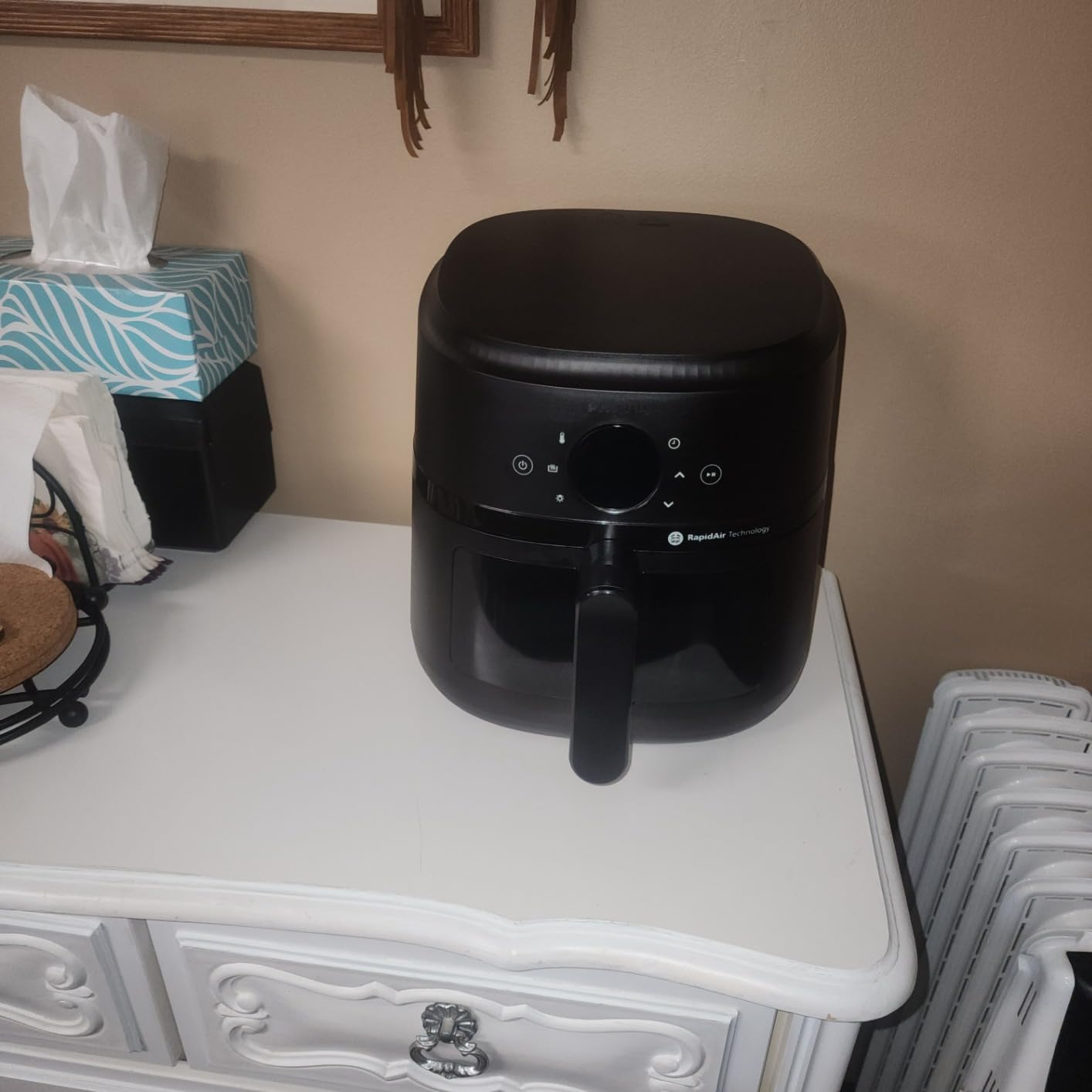 Philips 2000 Series Airfryer - RapidAir Technology, 13-in-1 Ways to Cook, 4.4QT Capacity, Healthier Meals Up to 90% Less Fat, Easy to Clean, Dishwasher Safe, Touchscreen Control, HomeID App (NA221/00) customer photo 1