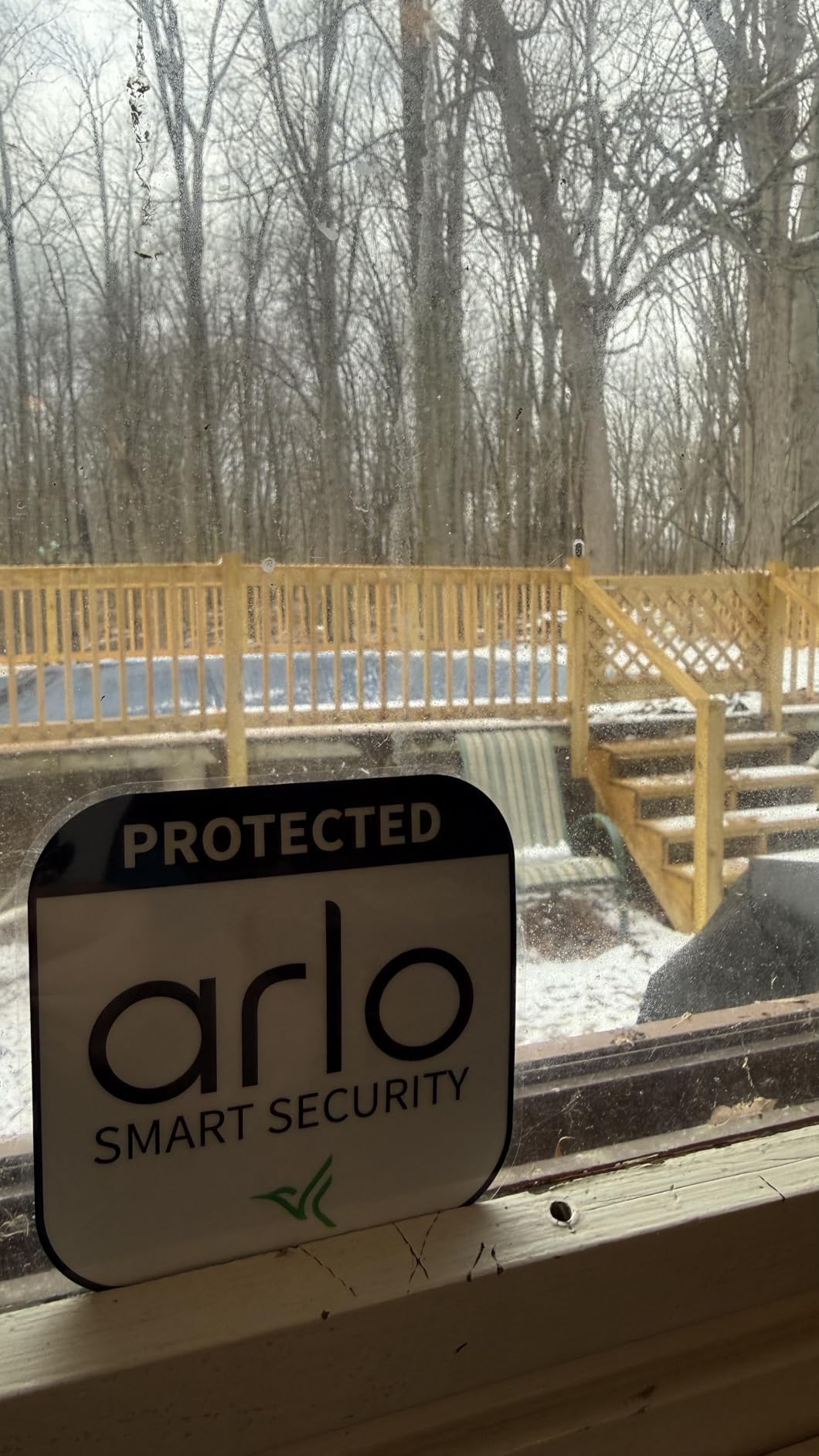 Arlo Essential Security Camera Wireless Outdoor 2K (3rd Gen, 2025 Release) - Battery Power, Person Recognition, Package Detection, Animated Preview, 1-Month Trial of Secure Plan, 3 Cam, White customer photo 2