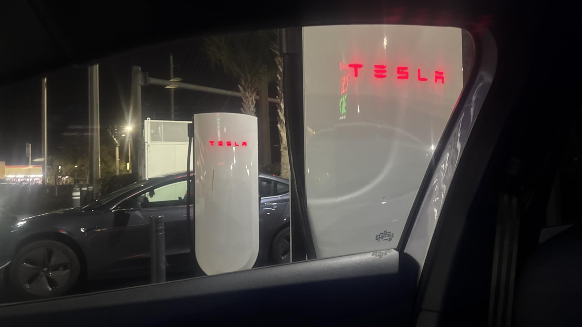 for NACS to CCS1 Charger Adapter, Max 500A 1000V Fast Charge NACS to CCS Adapter, CCS1 Electric Vehicle Charging Compatible with Tesla Superchargers -UL 2252 customer photo 1