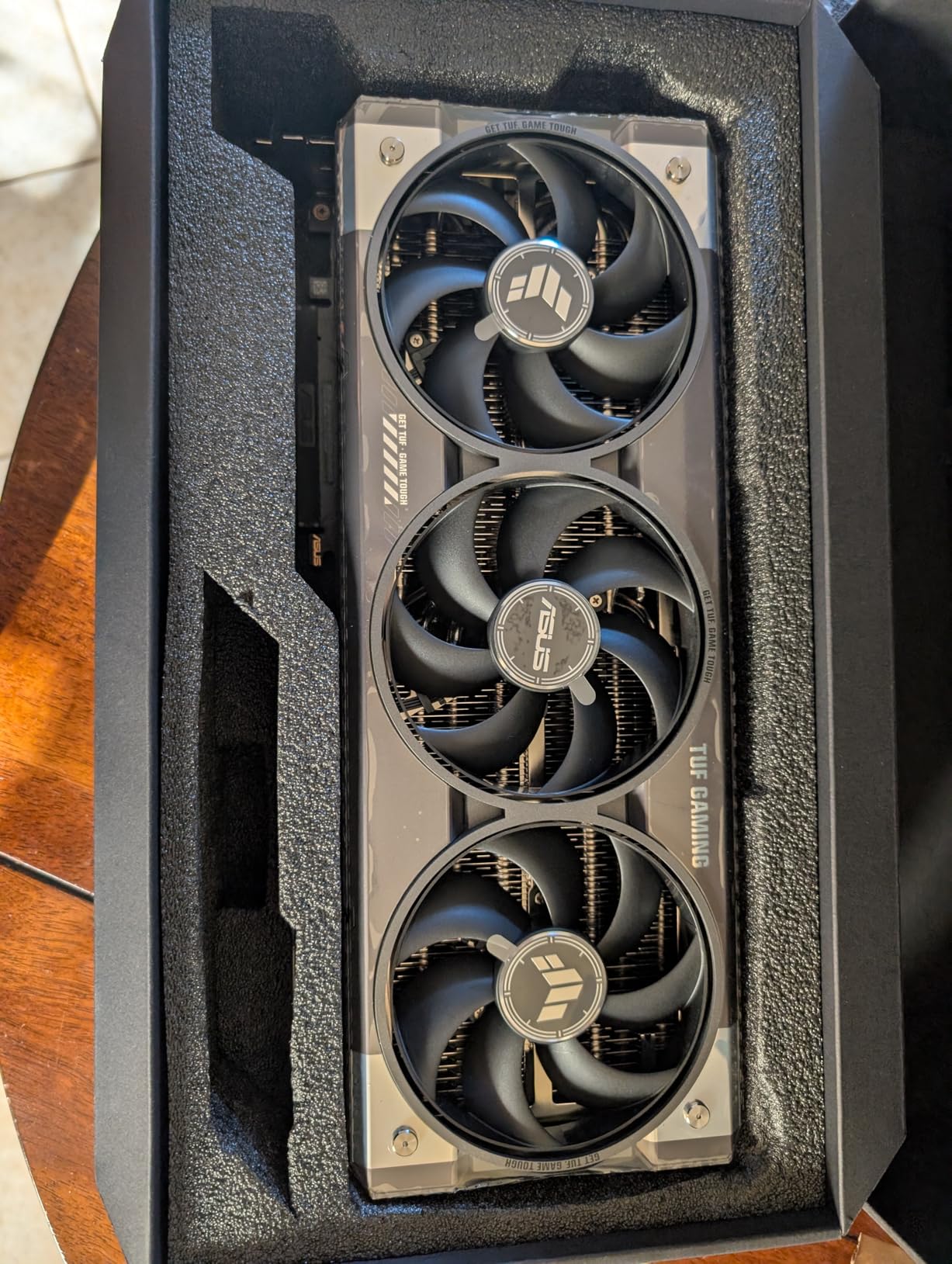ASUS ROG Astral GeForce RTX 5080 16GB GDDR7 White OC Edition - Quad-Fan Graphics Card Delivering unprecedented Airflow and air Pressure for Optimal Performance customer photo 1
