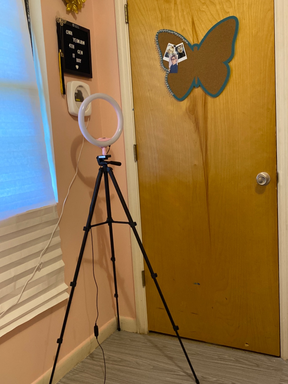 UBeesize 2-Pack LED Video Light Kit, 3000-6500K Dimmable Photography Studio Lights with Tripod Stand & Phone Holder, Video Recording & Streaming Lighting for Makeup, Gaming, YouTube customer photo 2
