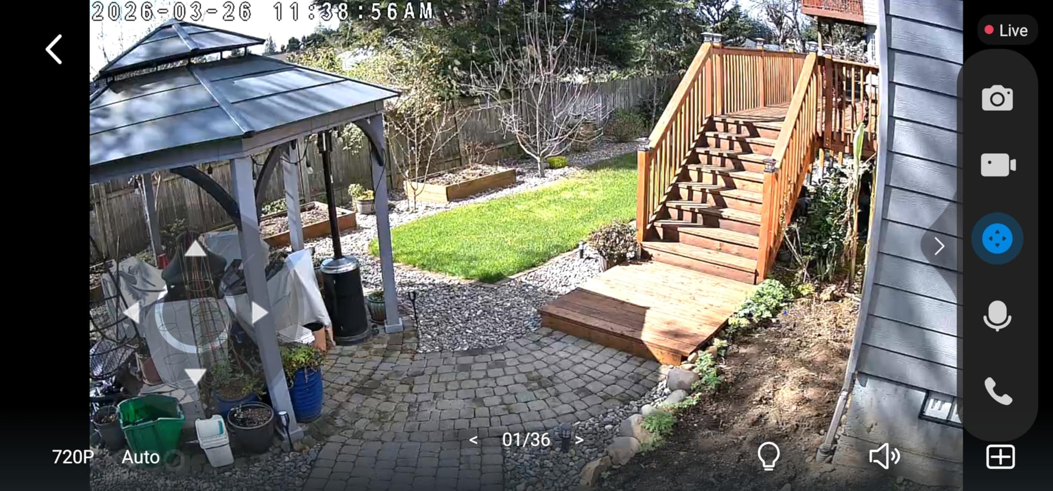 Tapo 2K Outdoor Pan/Tilt Wireless Floodlight Security Camera customer photo 1