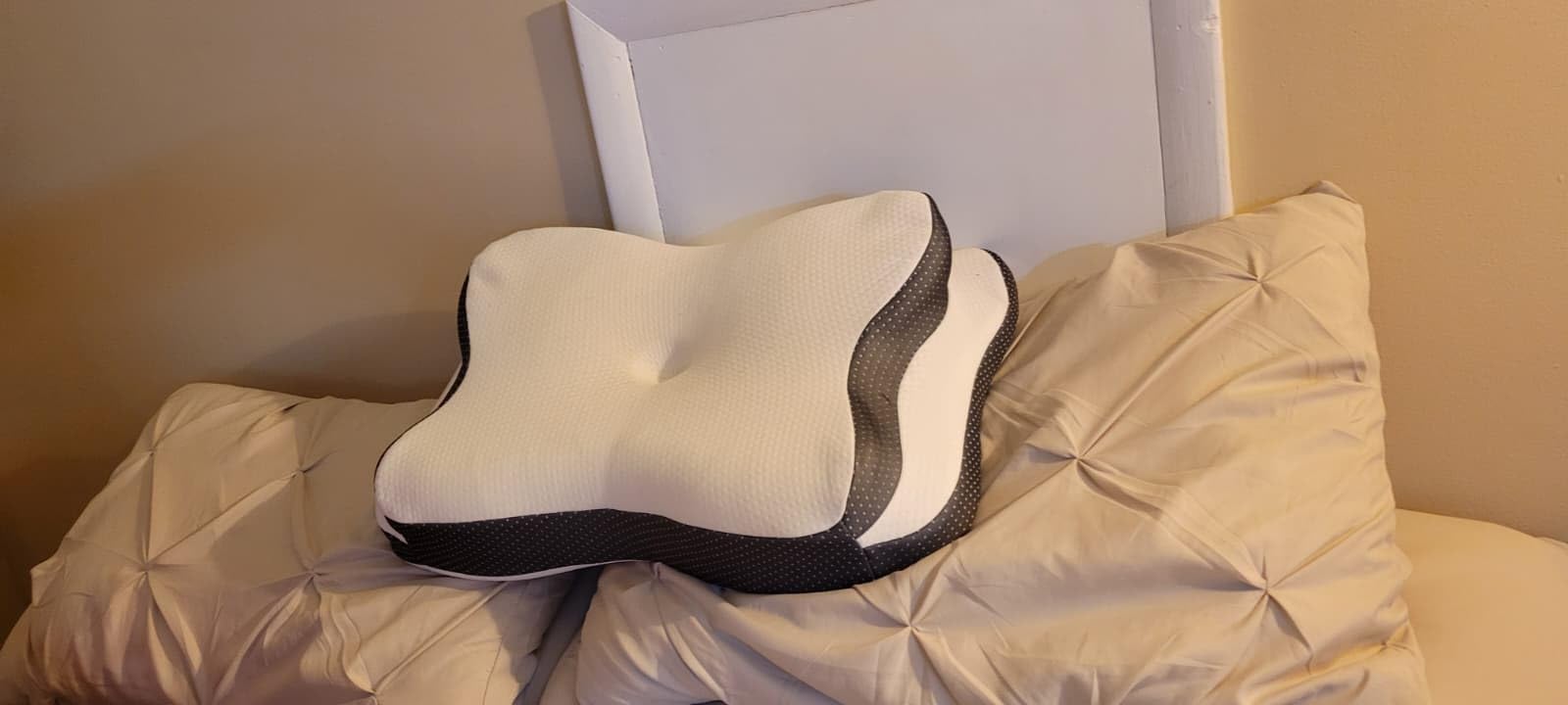 Osteo Sustained Cervical Health Neck Pillow, Contour Zoned Design Ergonomic Pillow for Pain Relief, No-Temperature Affected Memory Foam Pillows, Cooling Pillow Support Side, Back, Stomach Sleeper customer photo 1