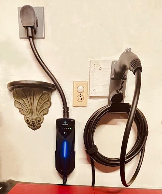 Lectron Level 1/2 (8A - 40A) J1772 Portable EV Charger - Dual-Level Electric Vehicle Charging Station with NEMA 14-50/5-15 Plug customer photo 2