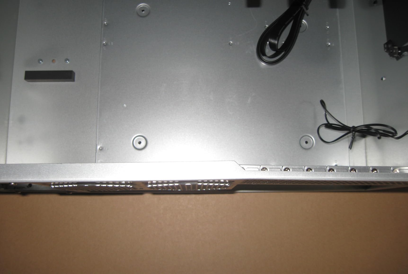 Silverstone Technology RM4A 4U rackmount Server Chassis with Enhanced 360mm radiators Compatibility, SST-RM4A customer photo 1