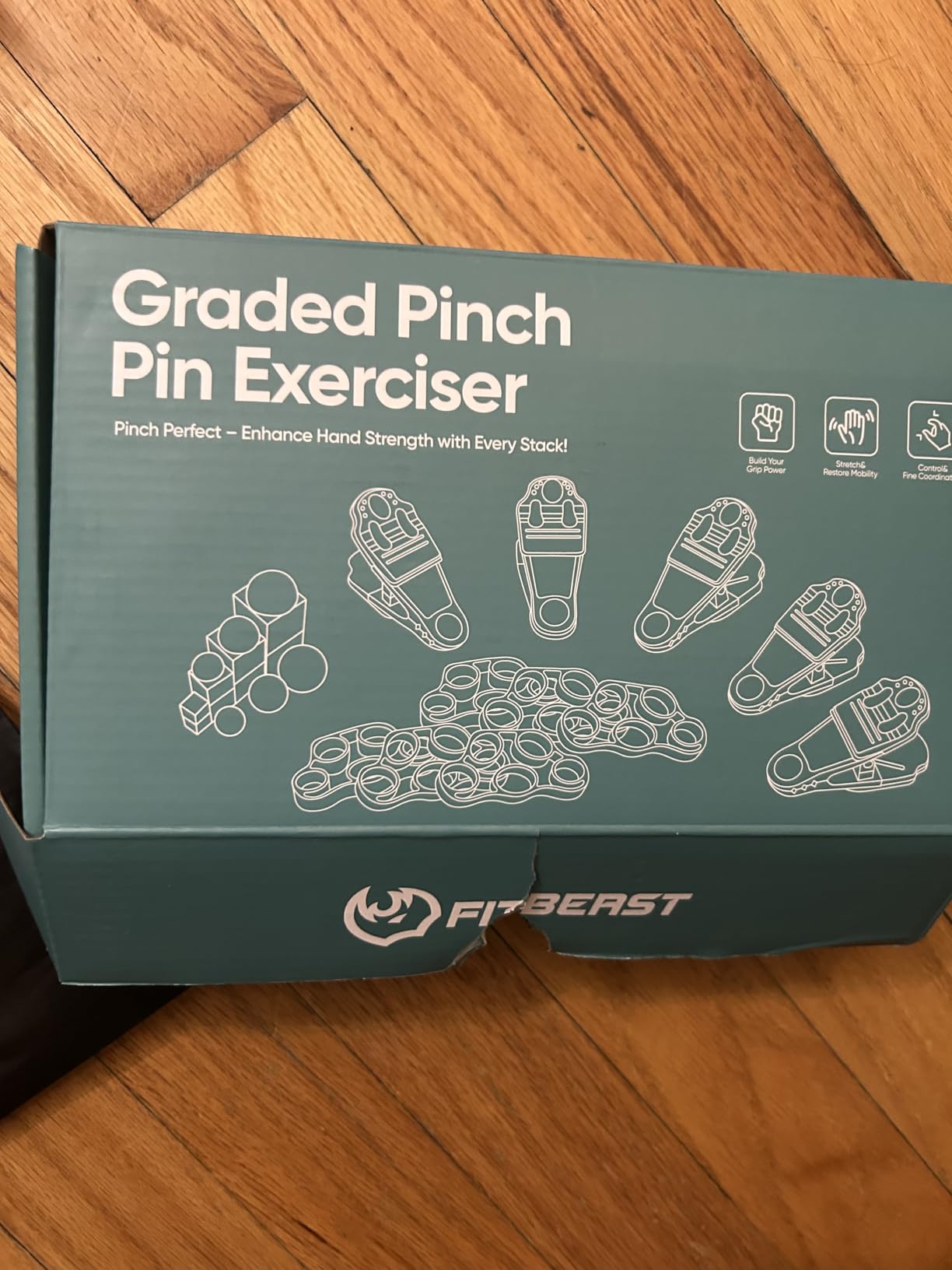 FitBeast Finger Exerciser Set, Pinch Clips & Finger Extension Bands for Hand Therapy, Grip Strength, Dexterity & Hand Rehab customer photo 1