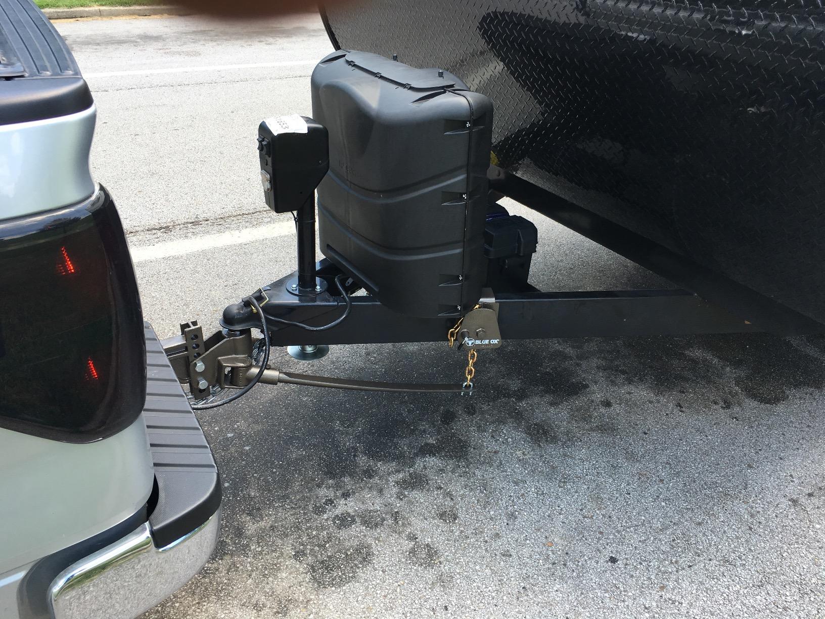 Blue Ox BXW1000 SwayPro Weight Distributing Hitch, 2-Inch Receiver, 10,000 lbs Maximum Towing customer photo 1