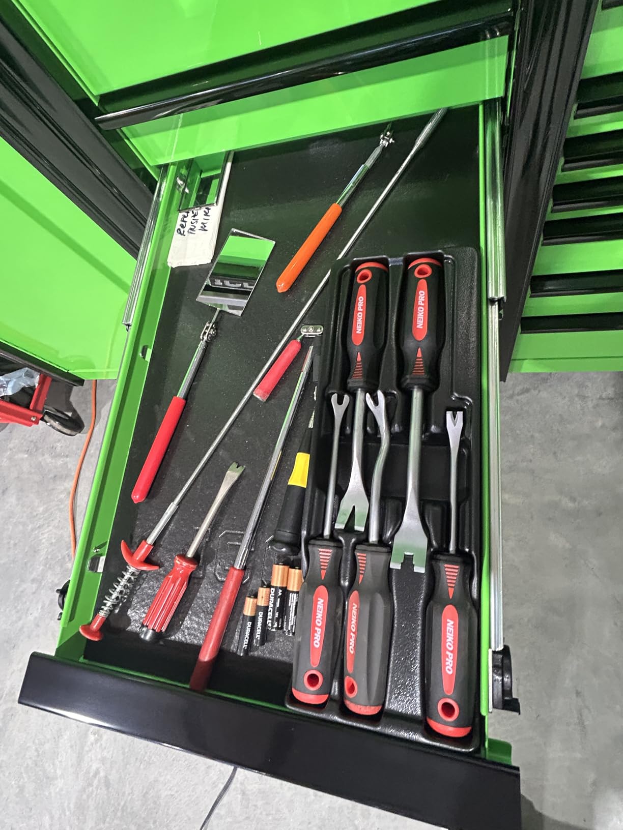 Neiko 20709A Heavy Duty Auto Body Hammer and Dolly Kit, 7 Piece customer photo 1