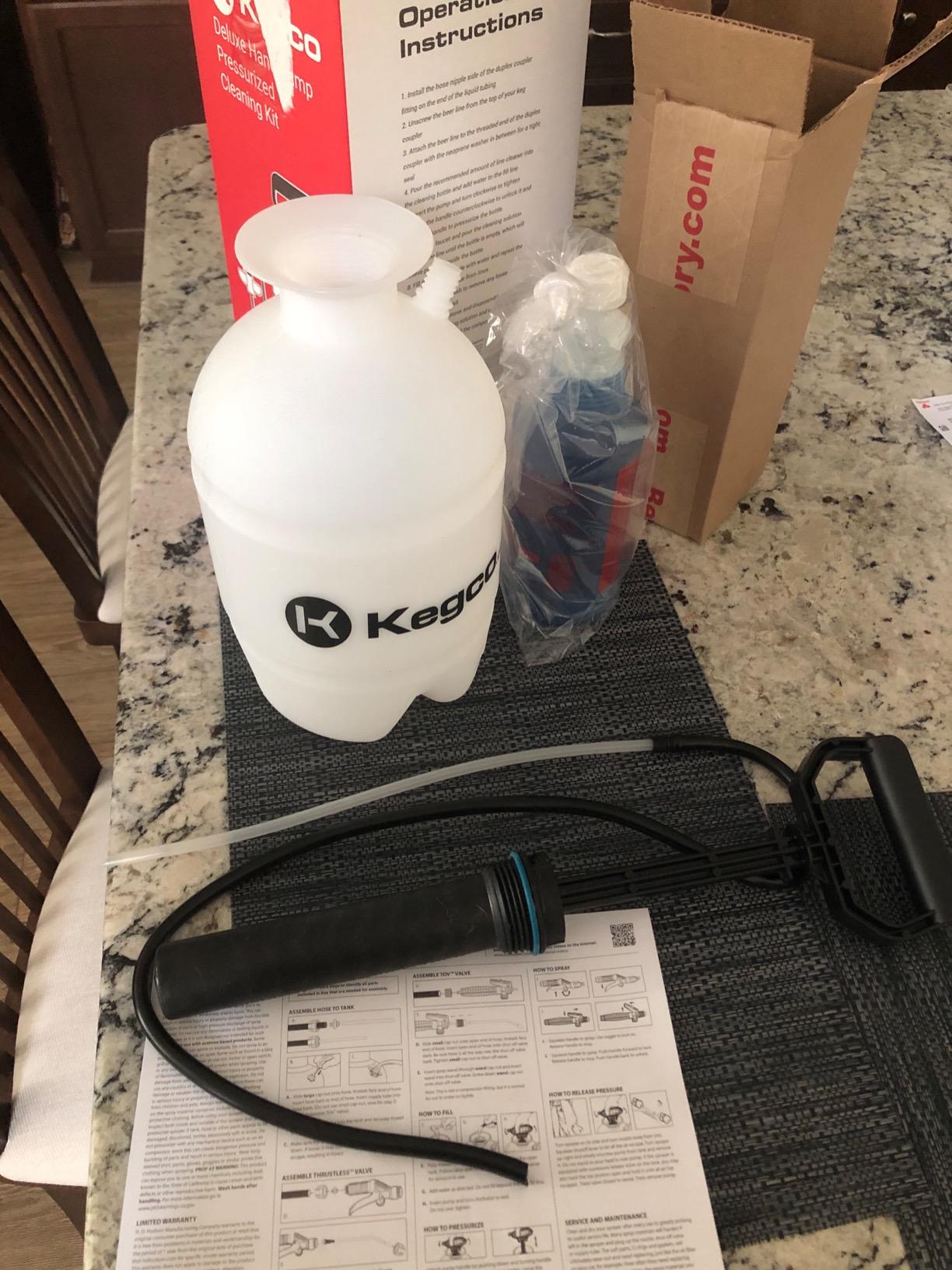 DTPCK Deluxe Beer Line Cleaning Kit Hand Pump Pressurized Keg with 32 oz. Cleaner customer photo 1