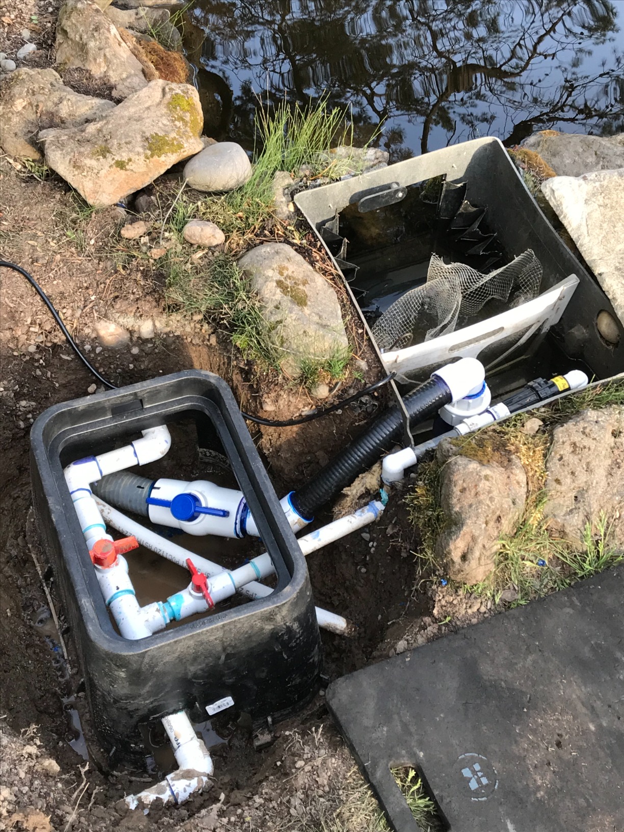 Aquascape AquaSurge Asynchronous Pump for Ponds, Pondless Waterfalls, and Skimmer Filters, 2,000-5,284 GPH customer photo 2