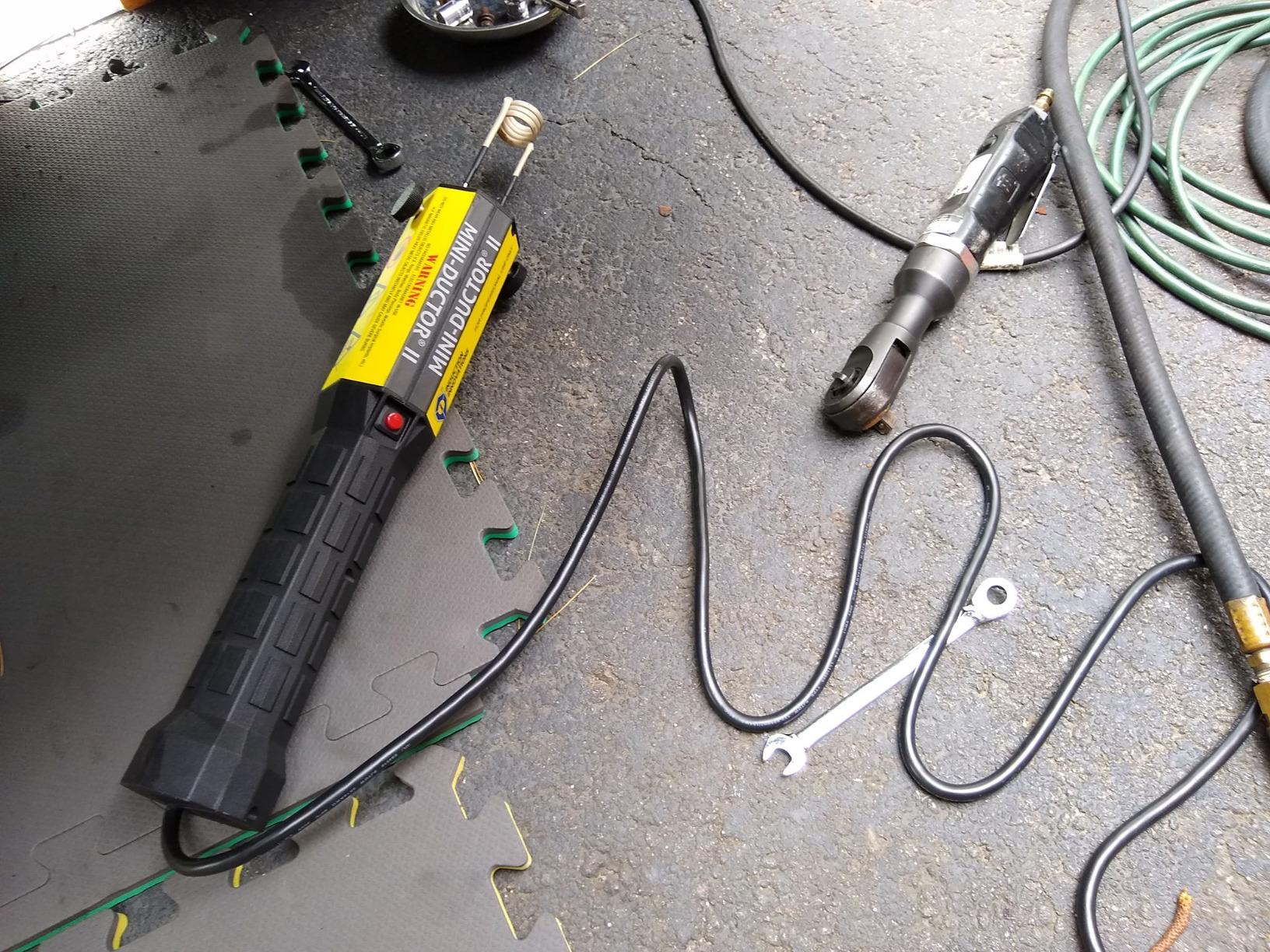 The Original Mini-Ductor II (MD-700) - Handheld Induction Heater with 3 Basic Coils, Rugged Carrier Case & Operations Manual to Safely Remove Nuts, Bolts, Bearings, & More by Induction Innovations customer photo 1