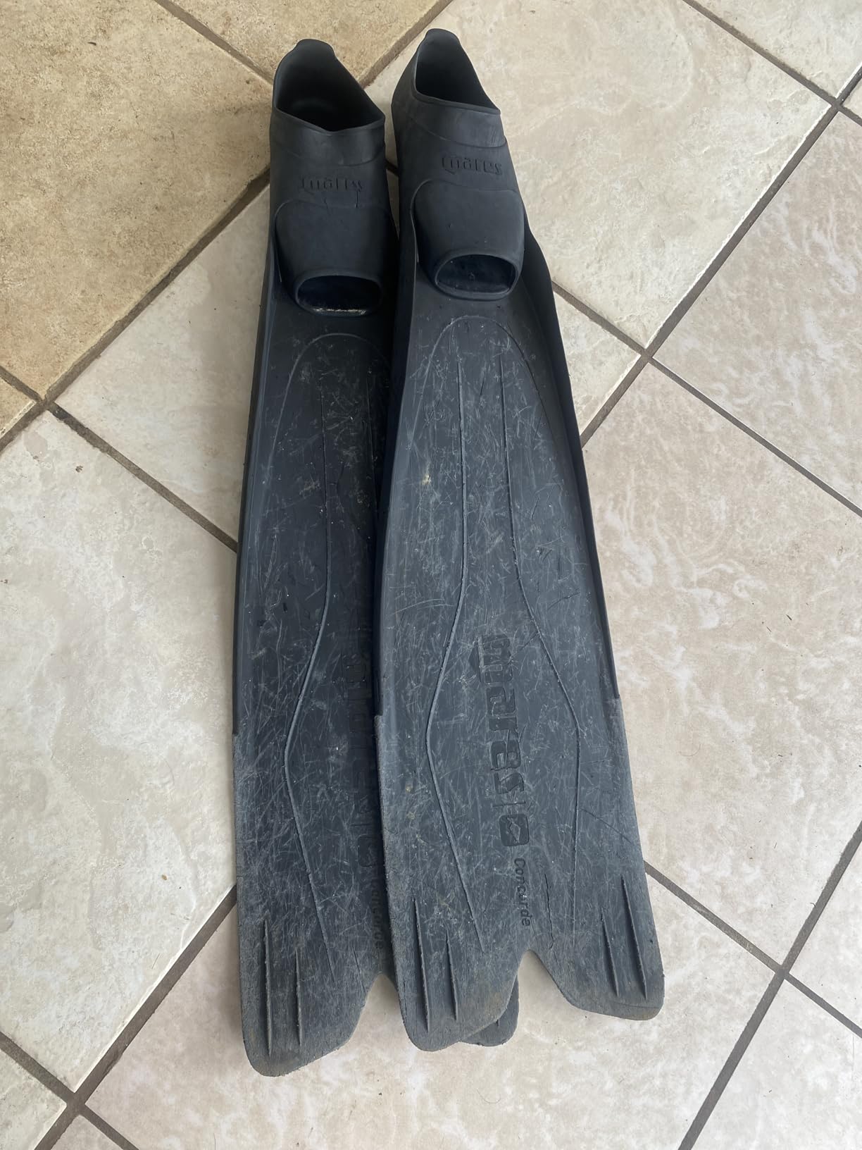 Mares Concorde Swim Fins - Flippers for Swimming, Free Diving and Spearfishing customer photo 1