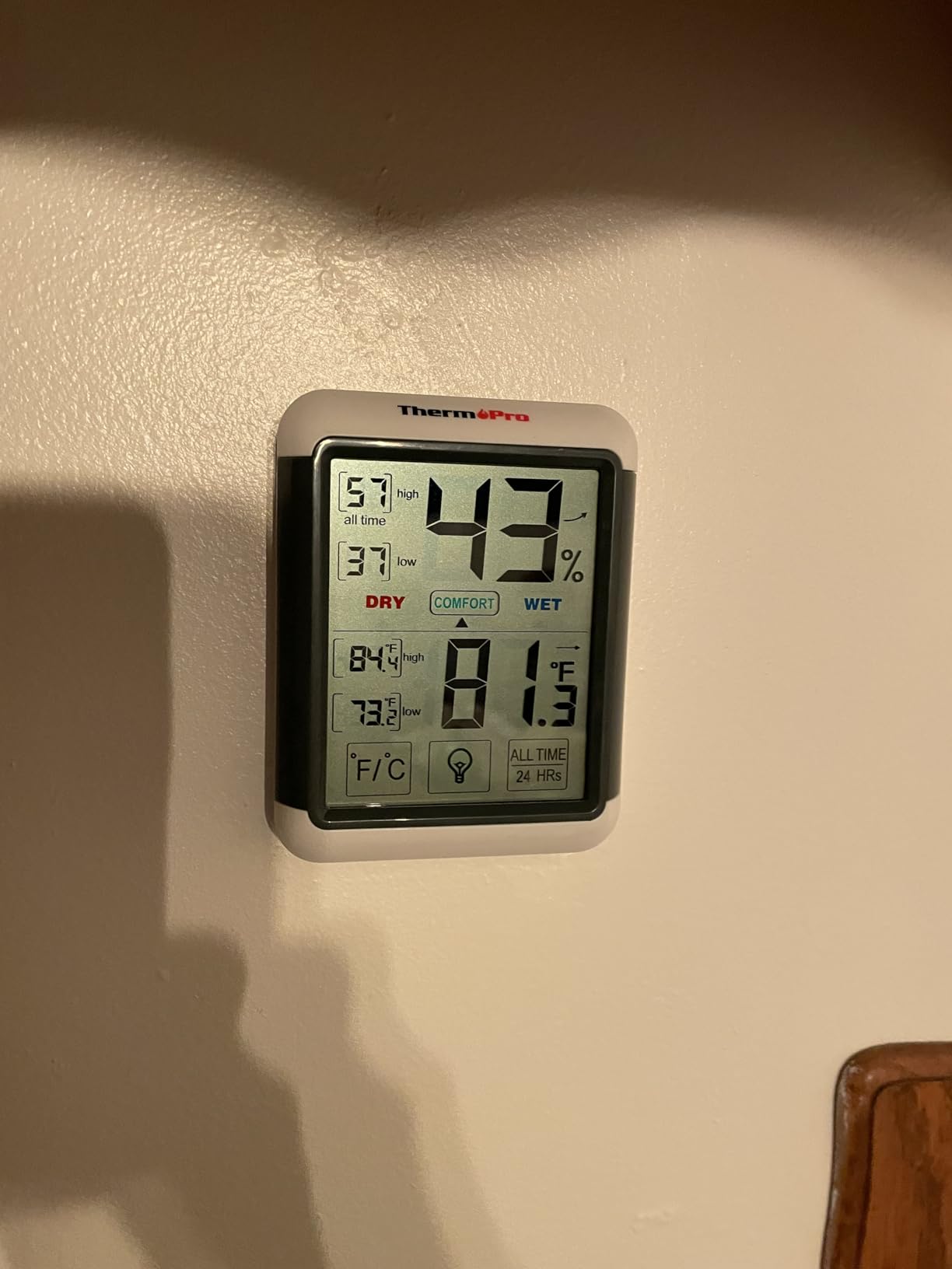TempPro TP55 Digital Indoor Hygrometer Thermometer, 4-Inch Temperature/Humidity Monitor with Touchscreen and Backlit, Room Thermometer/Humidity Meter for House Home Greenhouse (Previously ThermoPro) customer photo 1
