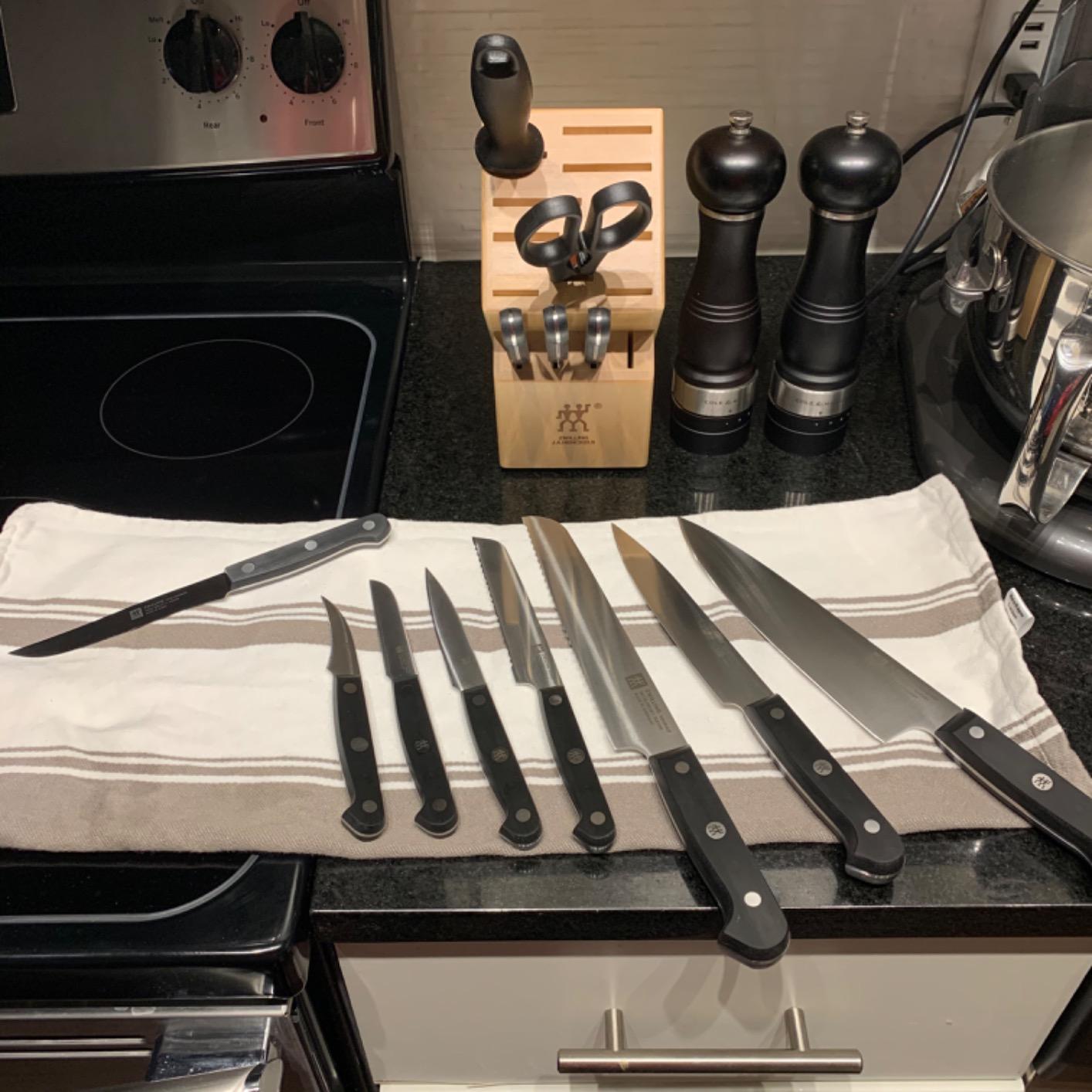 ZWILLING Gourmet 14-pc Knife Block Set customer photo 2