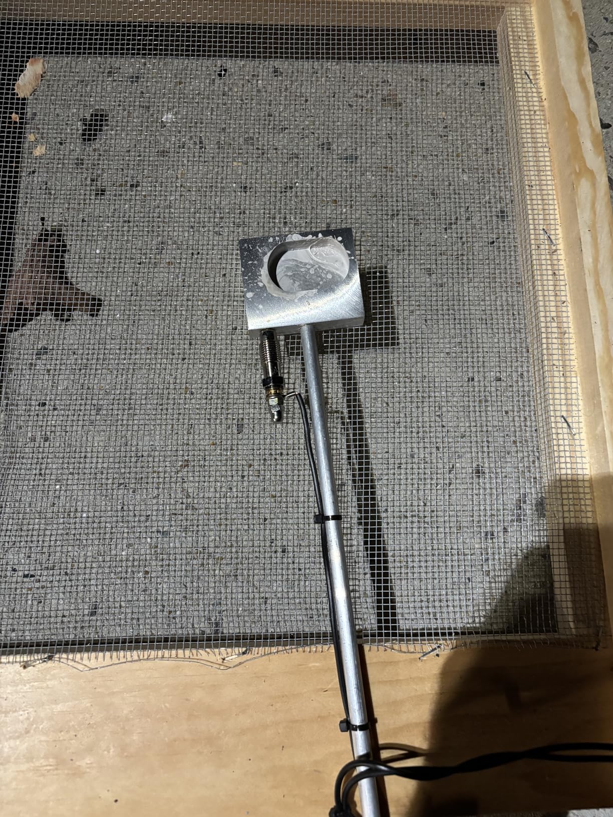 Varomorus 12V Oxalic Acid Vaporizer - Durable Beekeeping Tool for Hive Maintenance - Aluminum Heating Plate, 55-Inch Cord customer photo 1