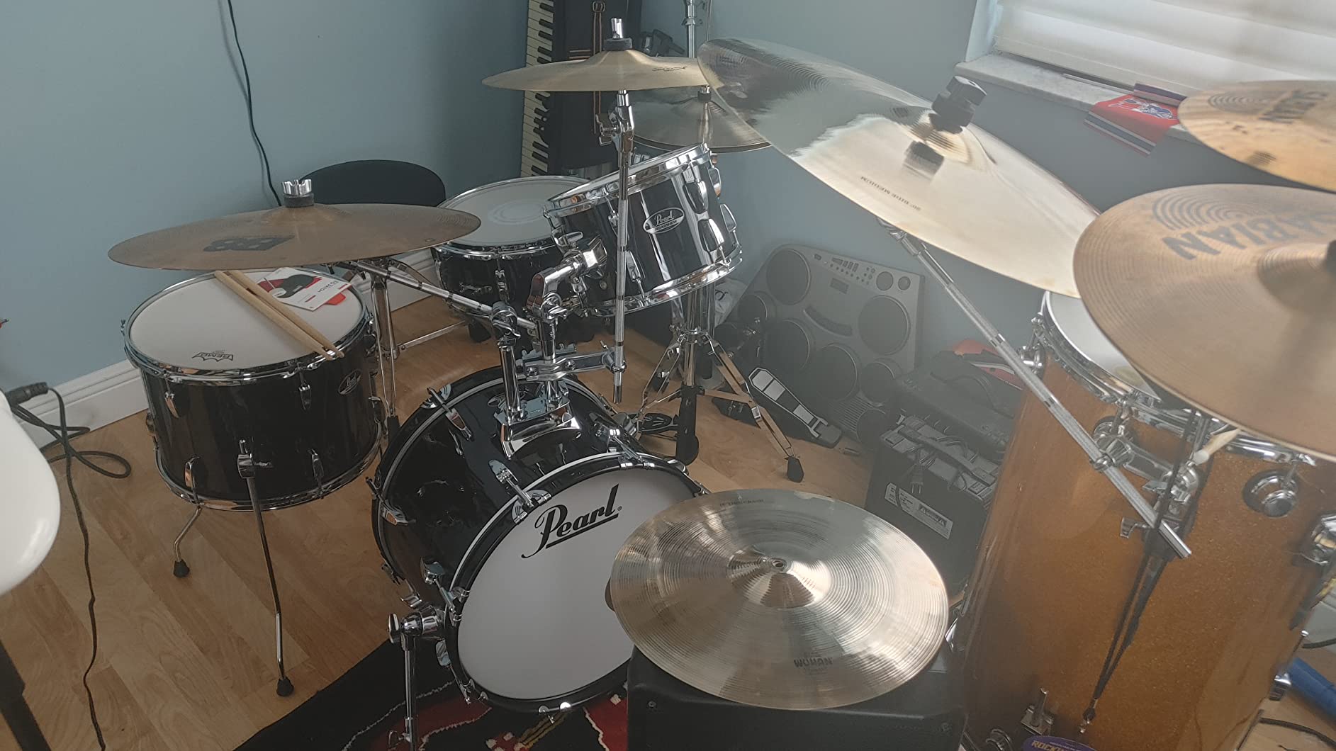 Pearl Roadshow Drum Set 4-Piece Complete Kit with Cymbals and Stands, Aqua Blue Glitter customer photo 1