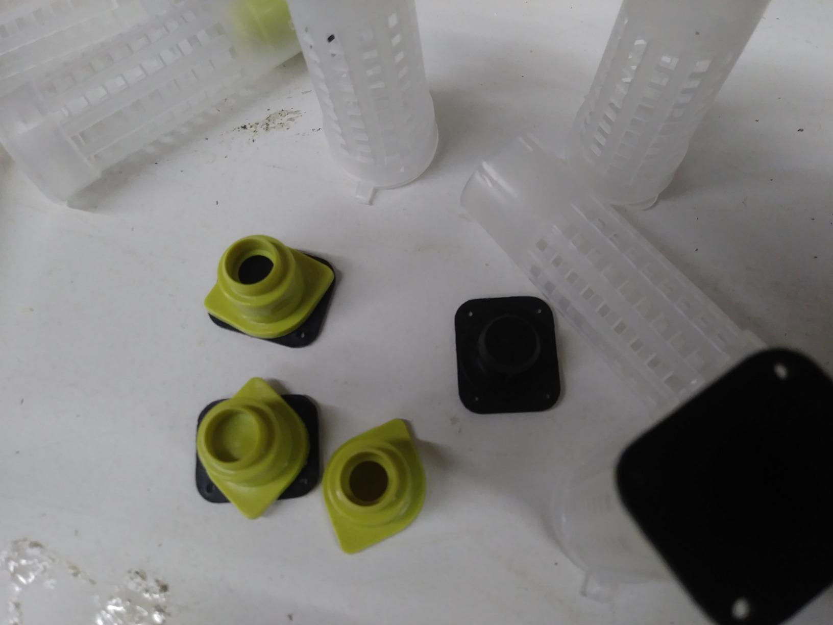 20 pcs Beekeeping Queen Bee Roller Cages Queen Bee Rearing Cell Cup Kit Holder Cell Fixture for Nicot System customer photo 2
