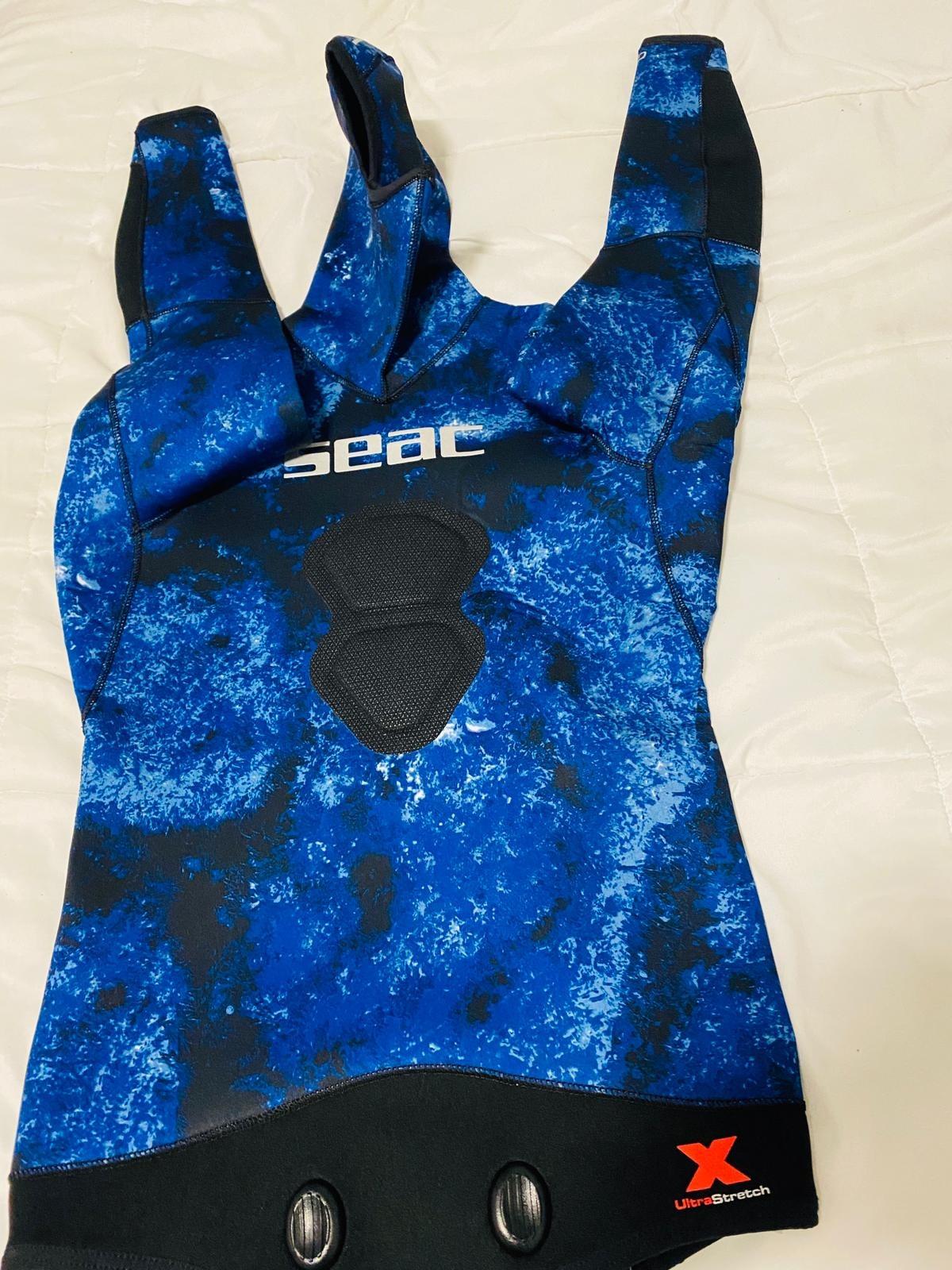 SEAC Ghost Jacket 3mm Ultrastretch Neoprene with Hood for Freediving and Spearfishing customer photo 2