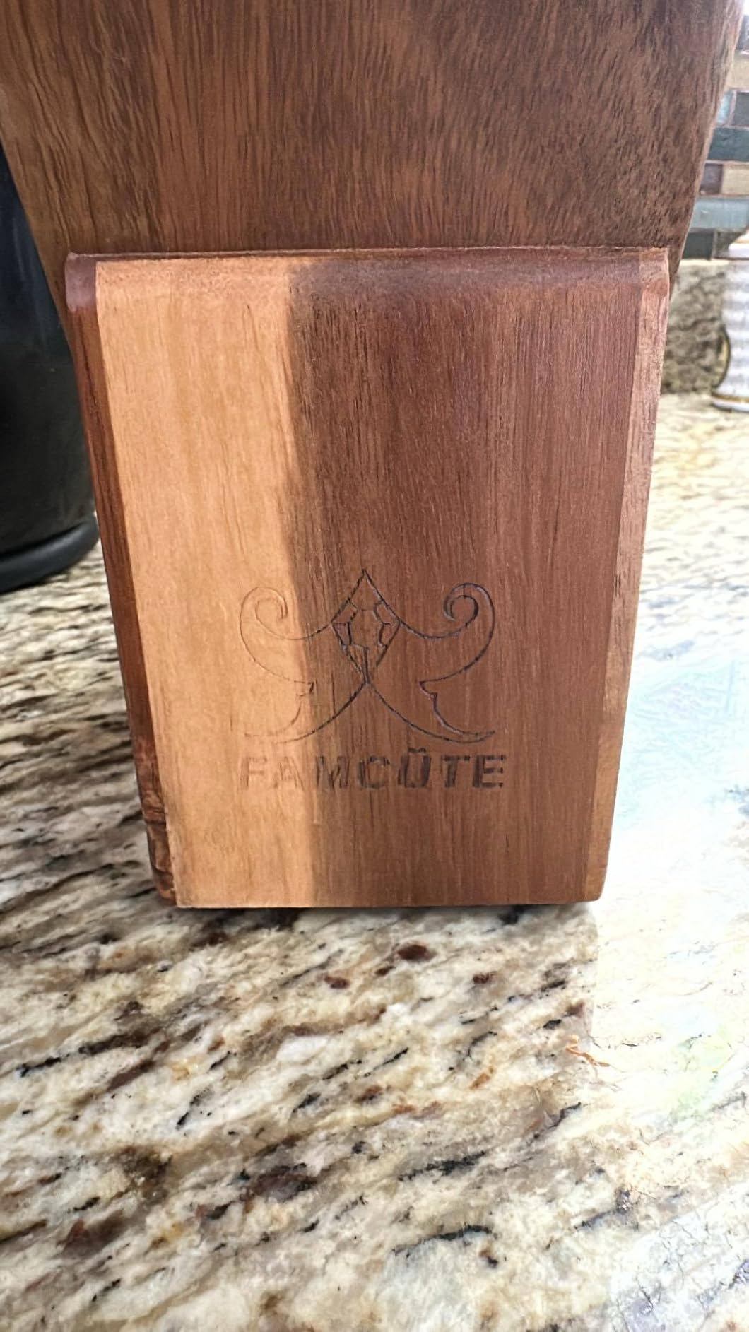 FAMCuTE Japanese Knife Block Set, Hand Forged 5-Layer 9CR18MOV Clad Steel Ultra Sharp Kitchen Knives with Wooden Storage & Rosewood Handle customer photo 2
