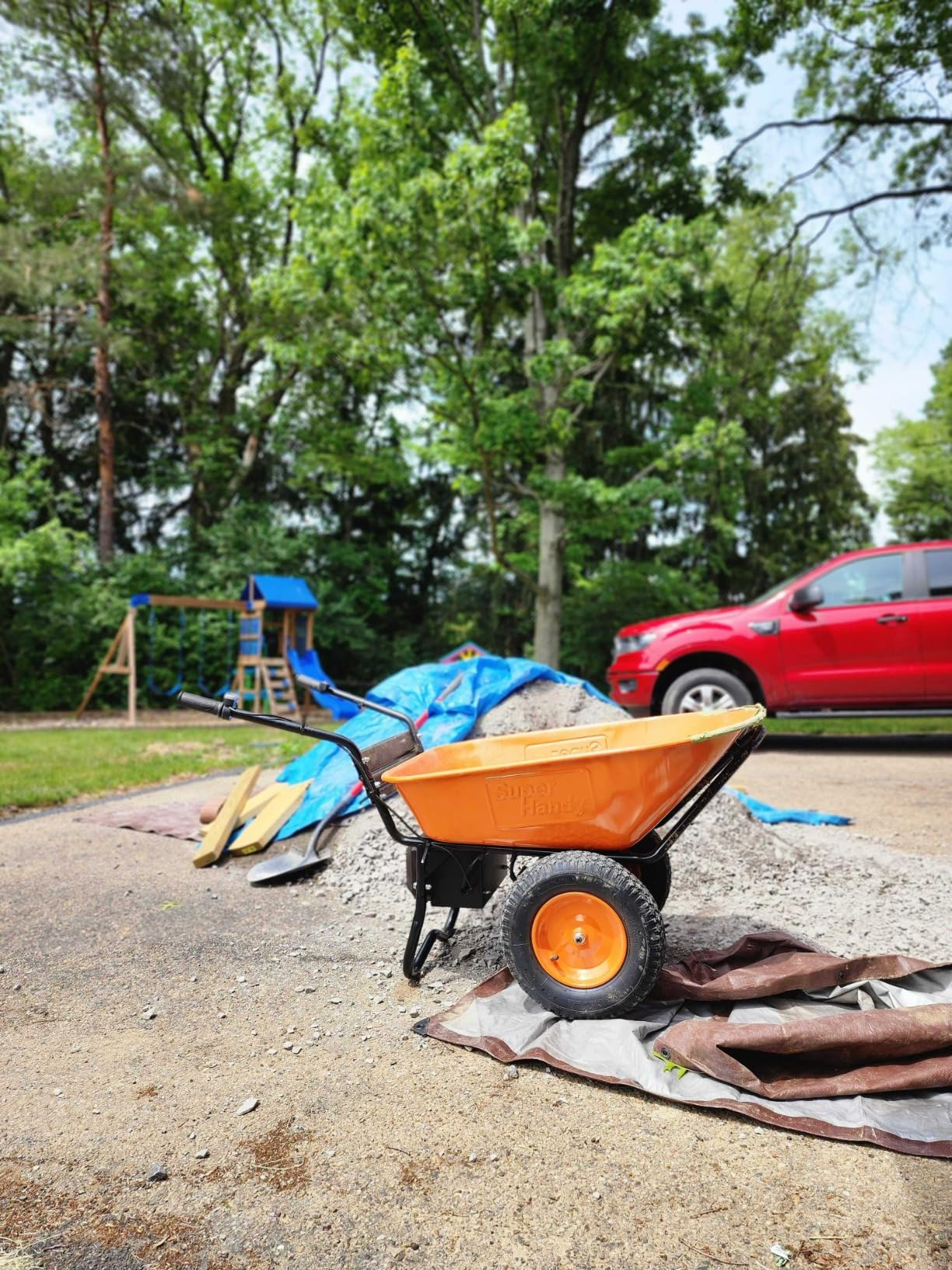 SuperHandy Electric Wheelbarrow - 48V Li-Ion Battery, 330 lbs (150 kg) Capacity, 85L Steel Powder Coated Tub, Material & Debris Hauler Utility Cart customer photo 2