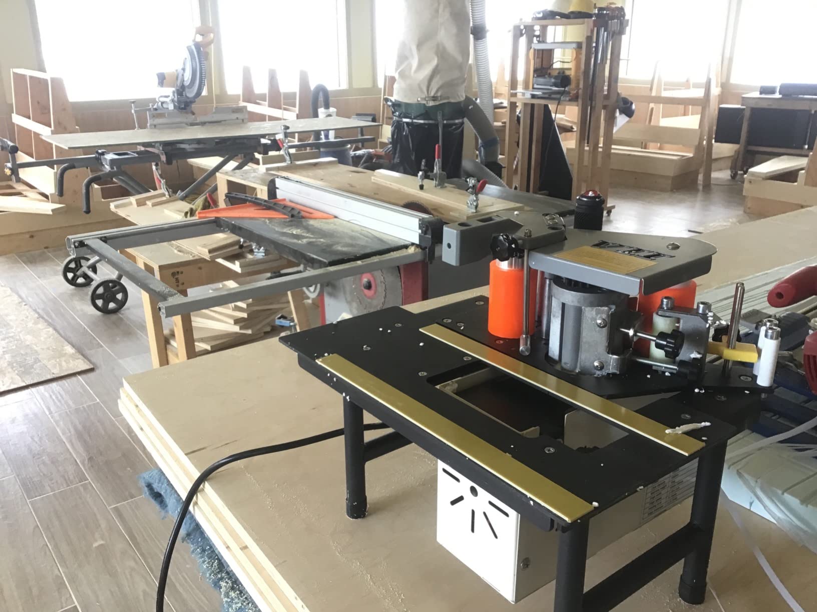 110V Woodworking Edge Bander Banding Machine Portable Edge Bander Curve Straight Edge Banding Machine, Double Side Gluing Edgebander Set With 200g Glue-melting Tank 120-180°C Temperature Control customer photo 1